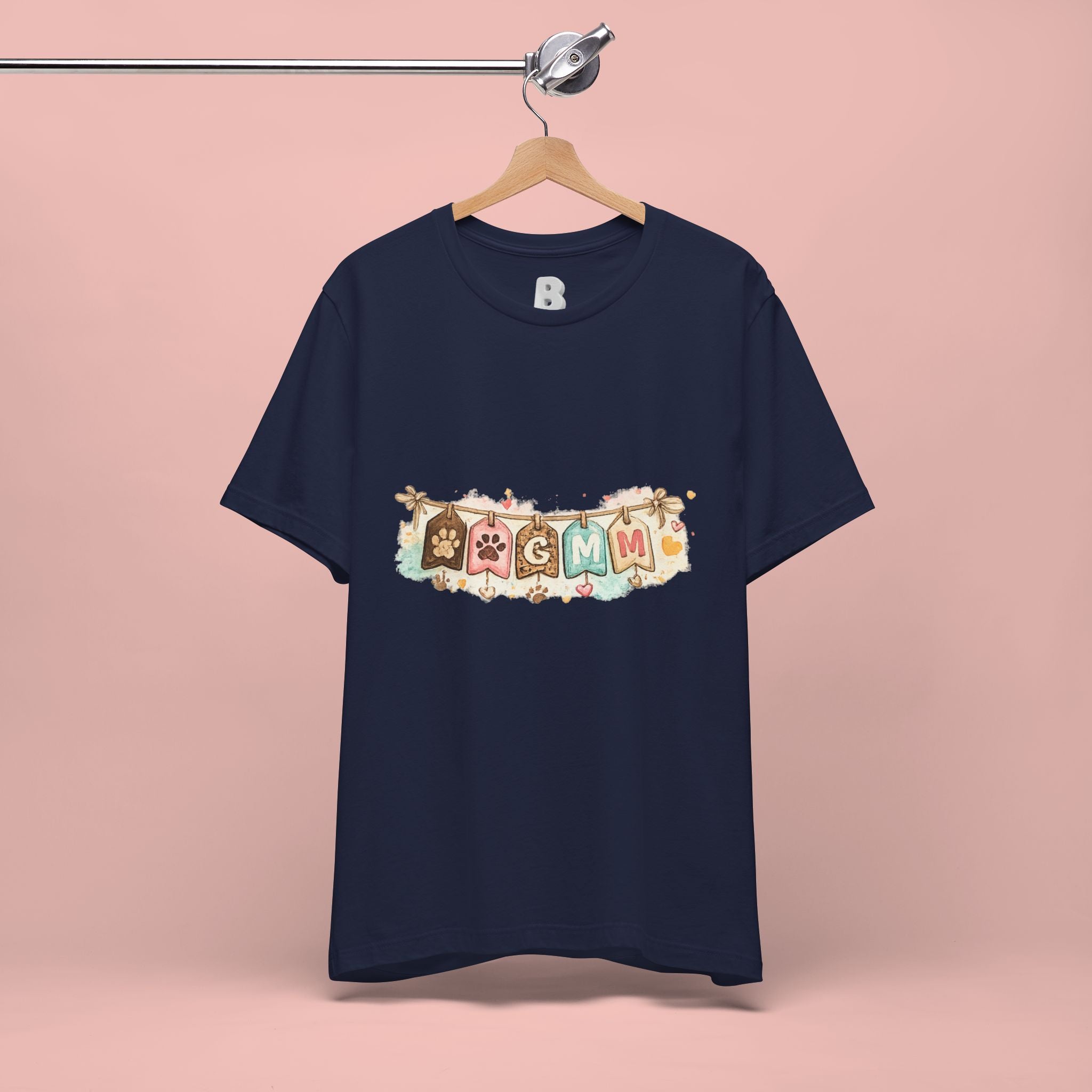 Pet Mom Banner Tee — Cute Paw Print "MOM" Graphic T-Shirt