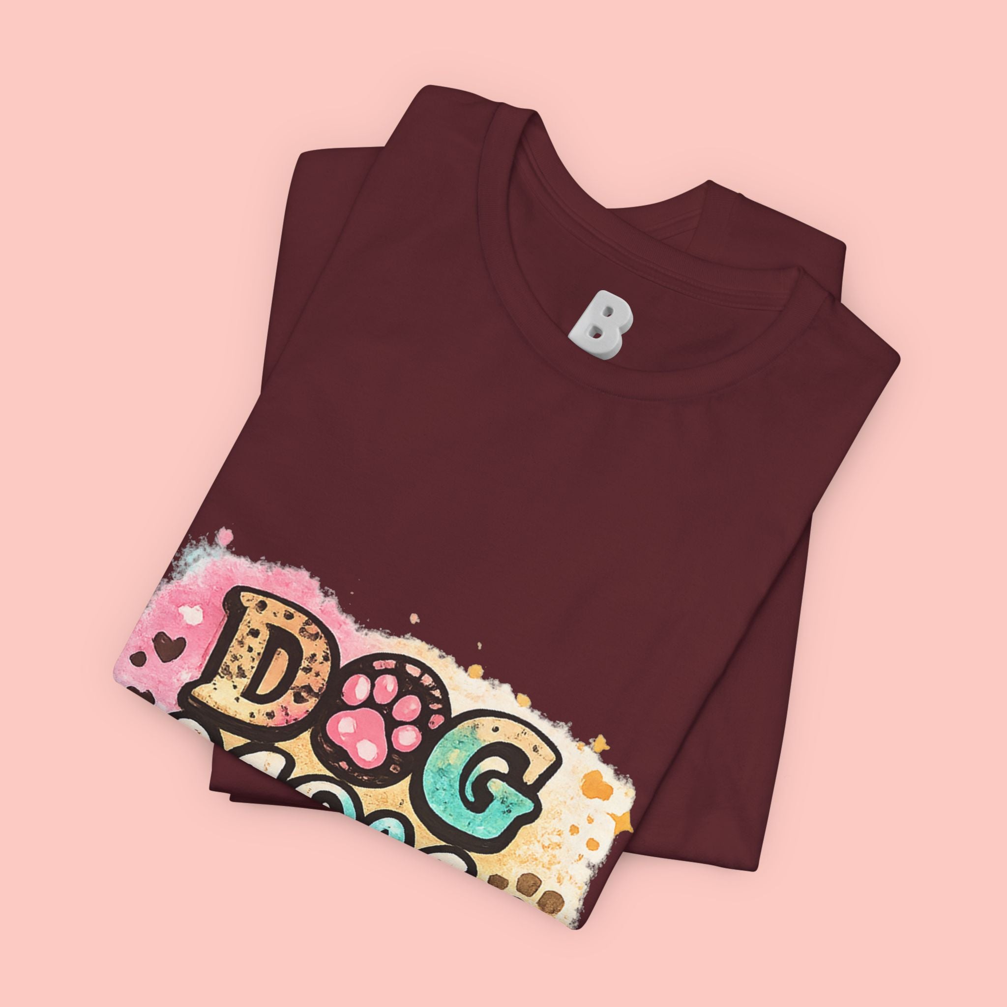Dog Mom T-Shirt – Cute Paw Print Graphic Tee for Pet Lovers