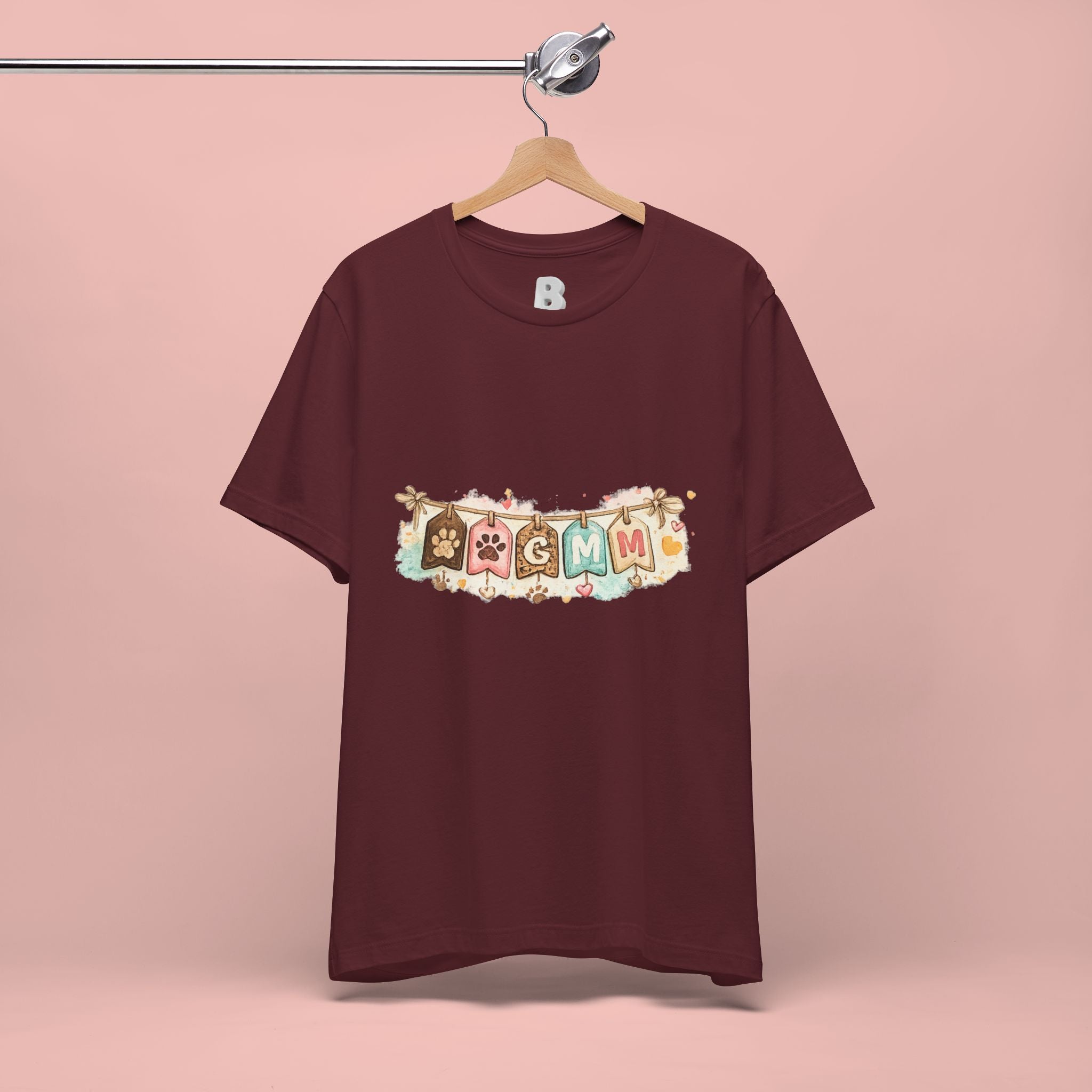 Pet Mom Banner Tee — Cute Paw Print "MOM" Graphic T-Shirt