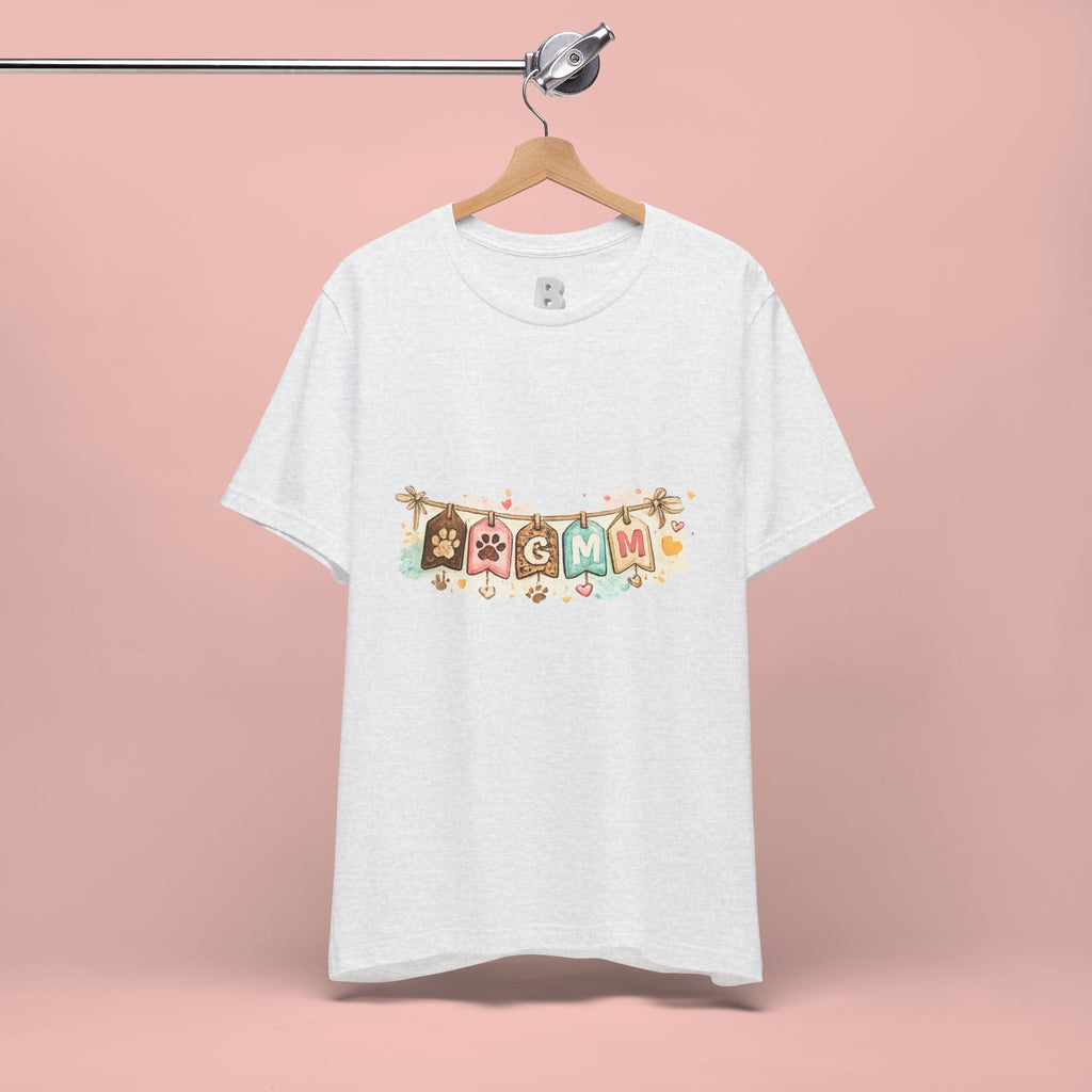 Pet Mom Banner Tee — Cute Paw Print "MOM" Graphic T-Shirt