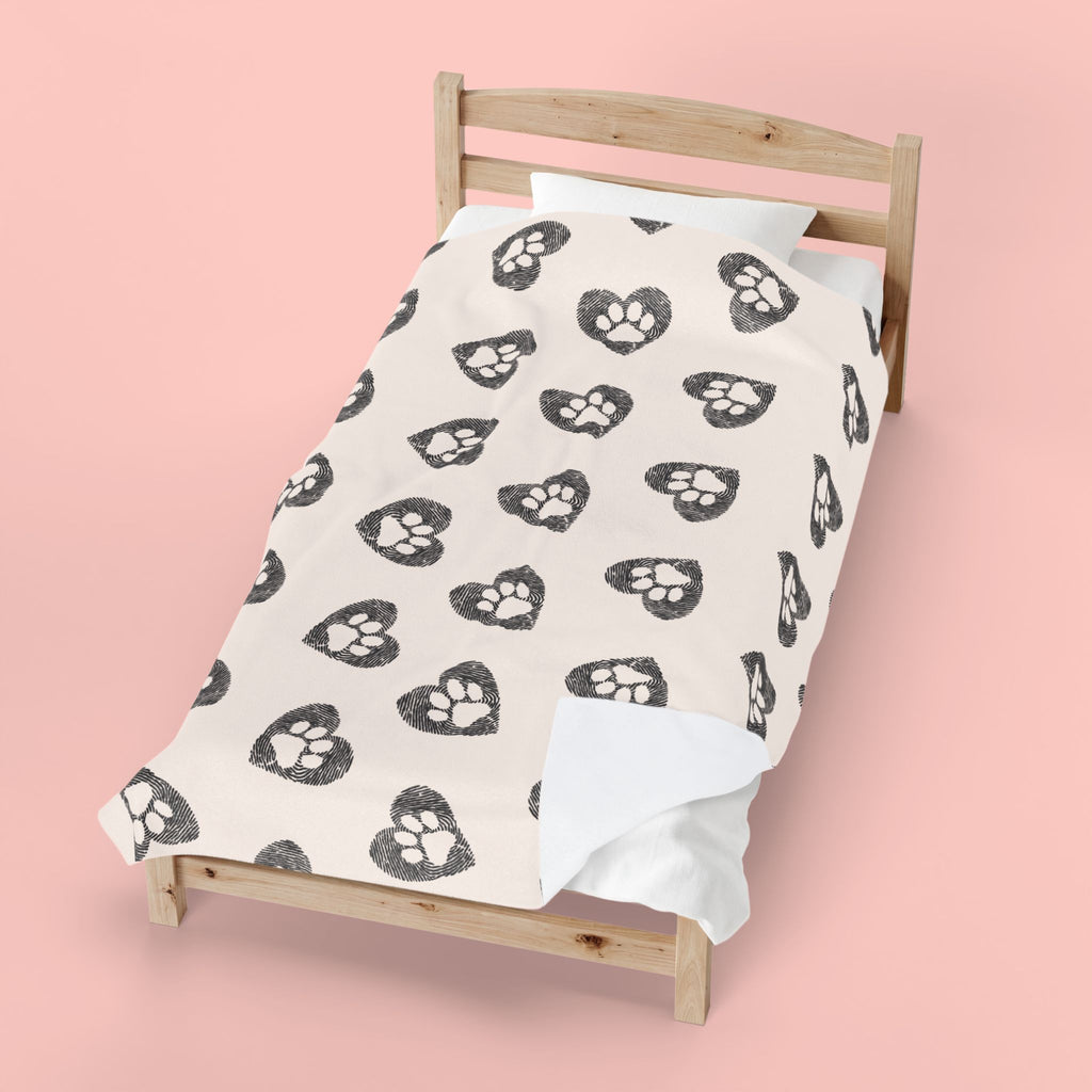 Paw Heart Velveteen Plush Blanket — Soft Cozy Pet Lover Throw