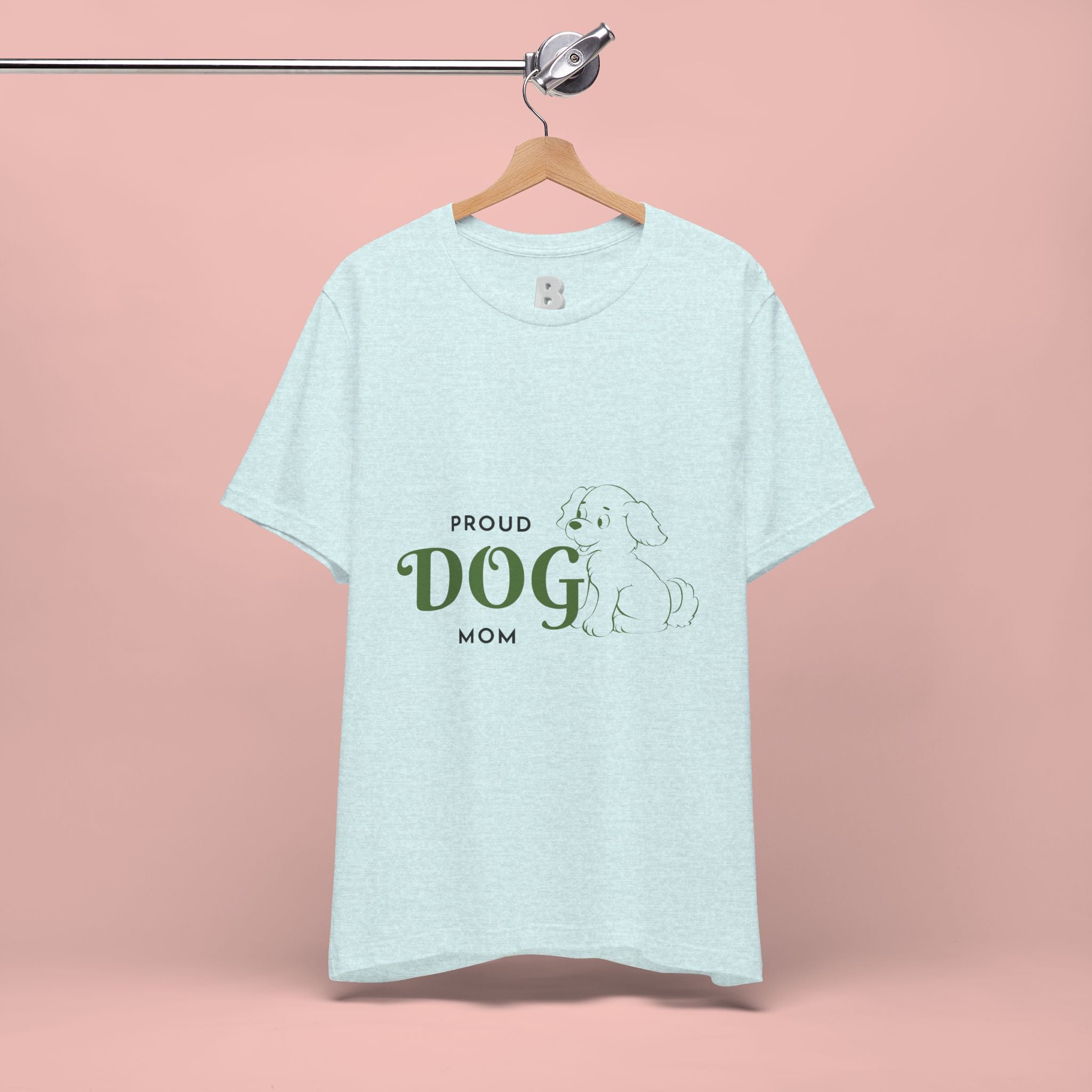 Proud Dog Mom T-Shirt – Cute Paw Print & Puppy Graphic Tee