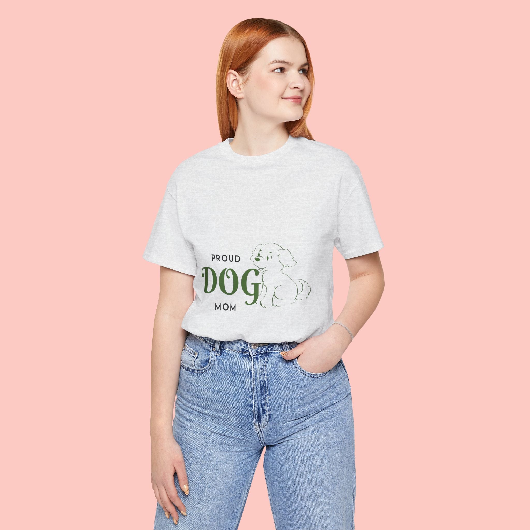 Proud Dog Mom T-Shirt – Cute Paw Print & Puppy Graphic Tee