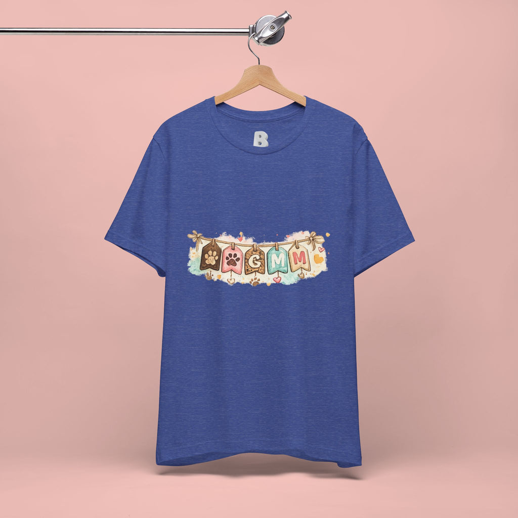 Pet Mom Banner Tee — Cute Paw Print "MOM" Graphic T-Shirt