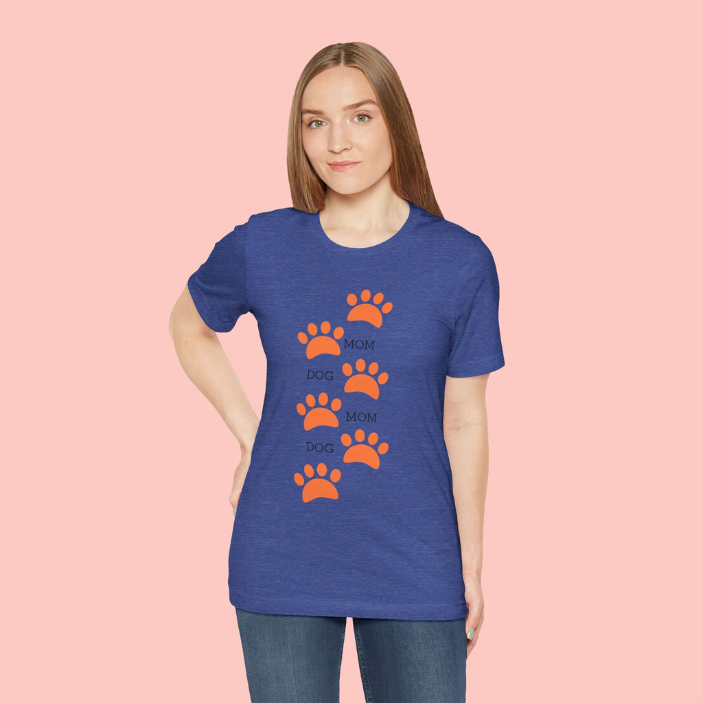 Dog Mom Paw Print T-Shirt — Cute Pet Lover Graphic Tee