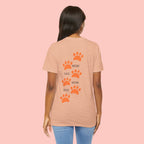 Dog Mom Paw Print Tee — 'Dog Mom' Graphic T‑Shirt