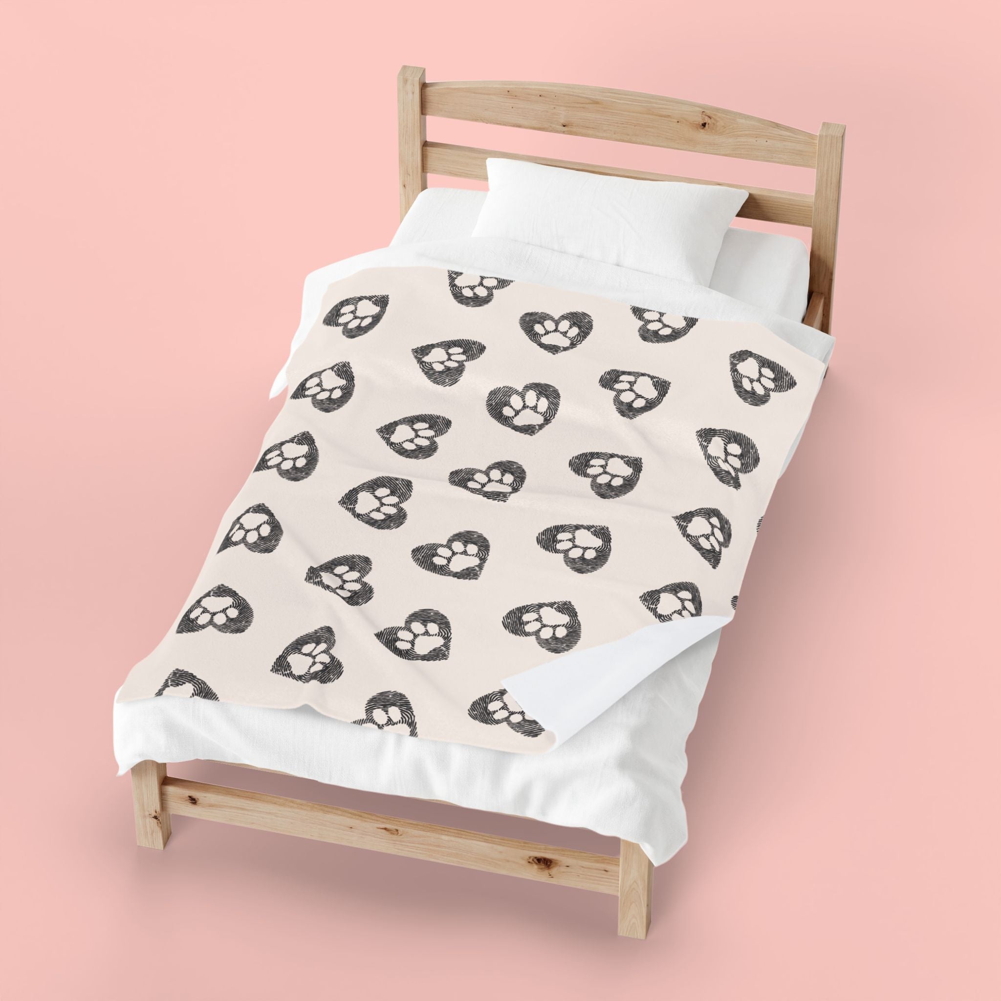 Paw Heart Velveteen Plush Blanket — Soft Cozy Pet Lover Throw