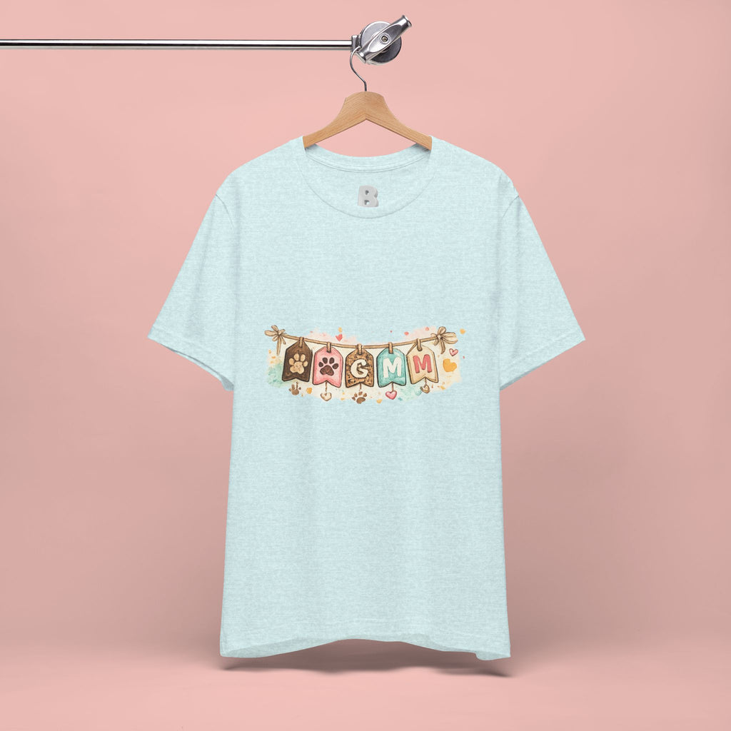 Pet Mom Banner Tee — Cute Paw Print "MOM" Graphic T-Shirt