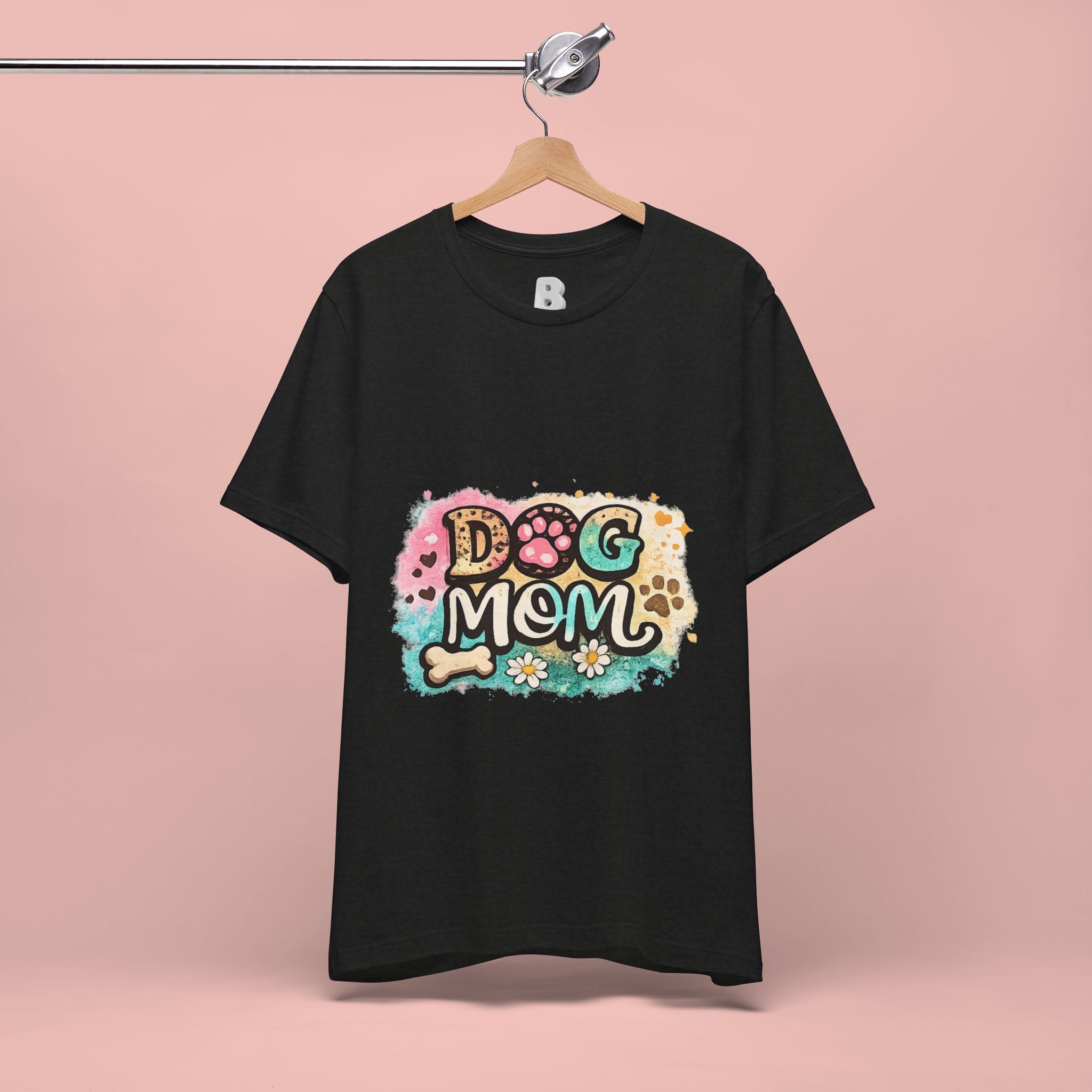Dog Mom T-Shirt – Cute Paw Print Graphic Tee for Pet Lovers