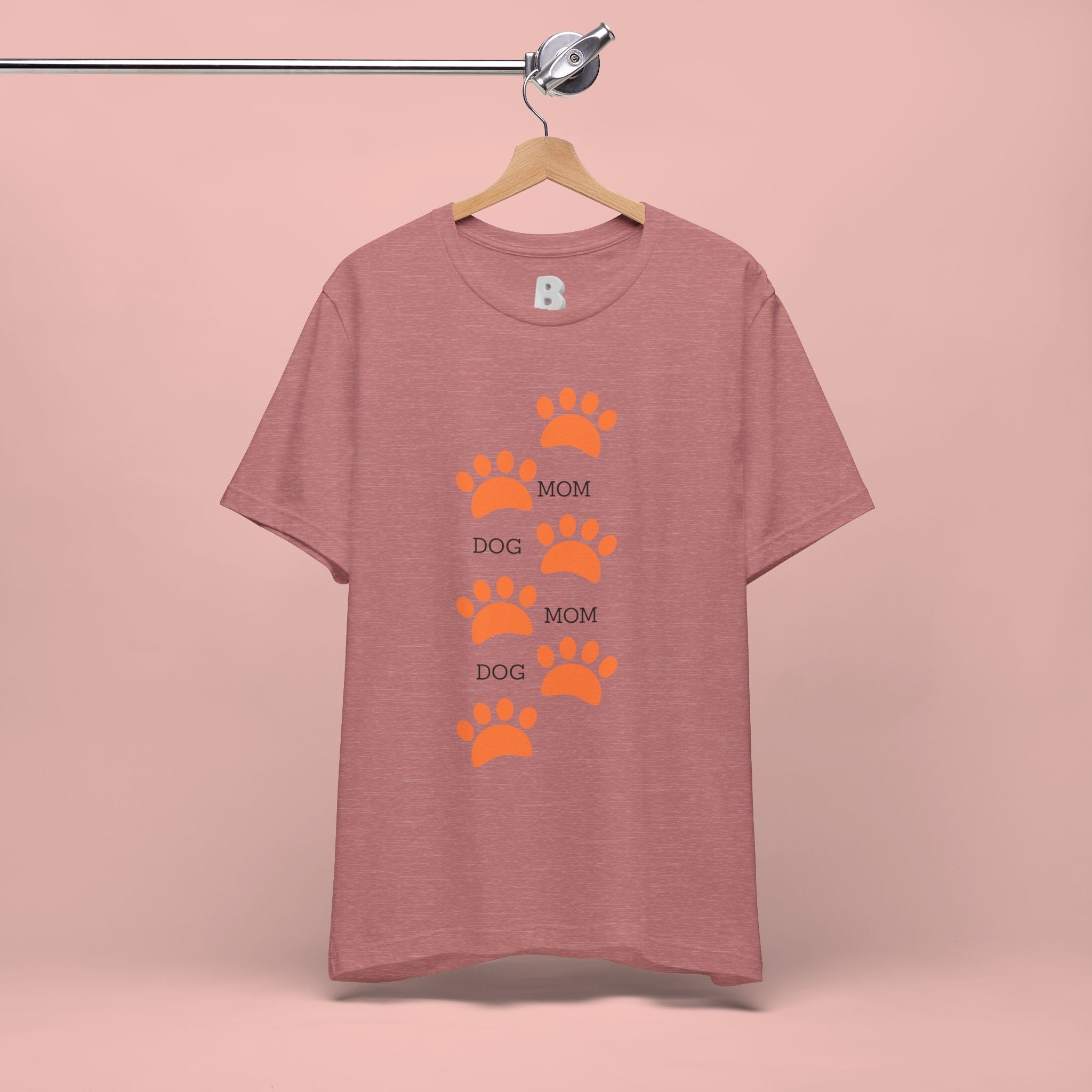Dog Mom Paw Print T-Shirt — Cute Pet Lover Graphic Tee