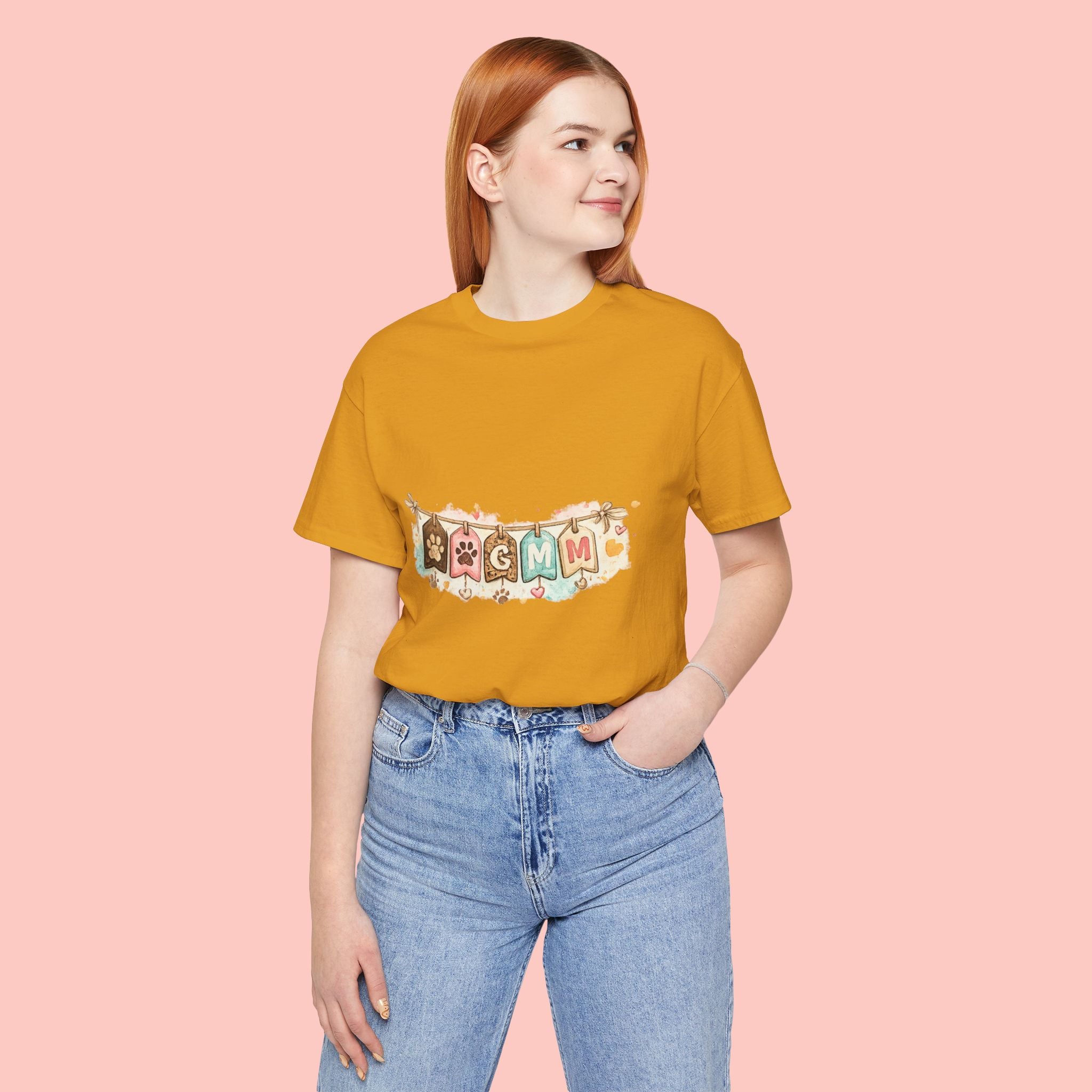 Pet Mom Banner Tee — Cute Paw Print "MOM" Graphic T-Shirt