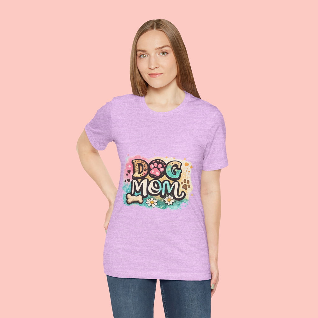 Dog Mom T-Shirt – Cute Paw Print Graphic Tee for Pet Lovers
