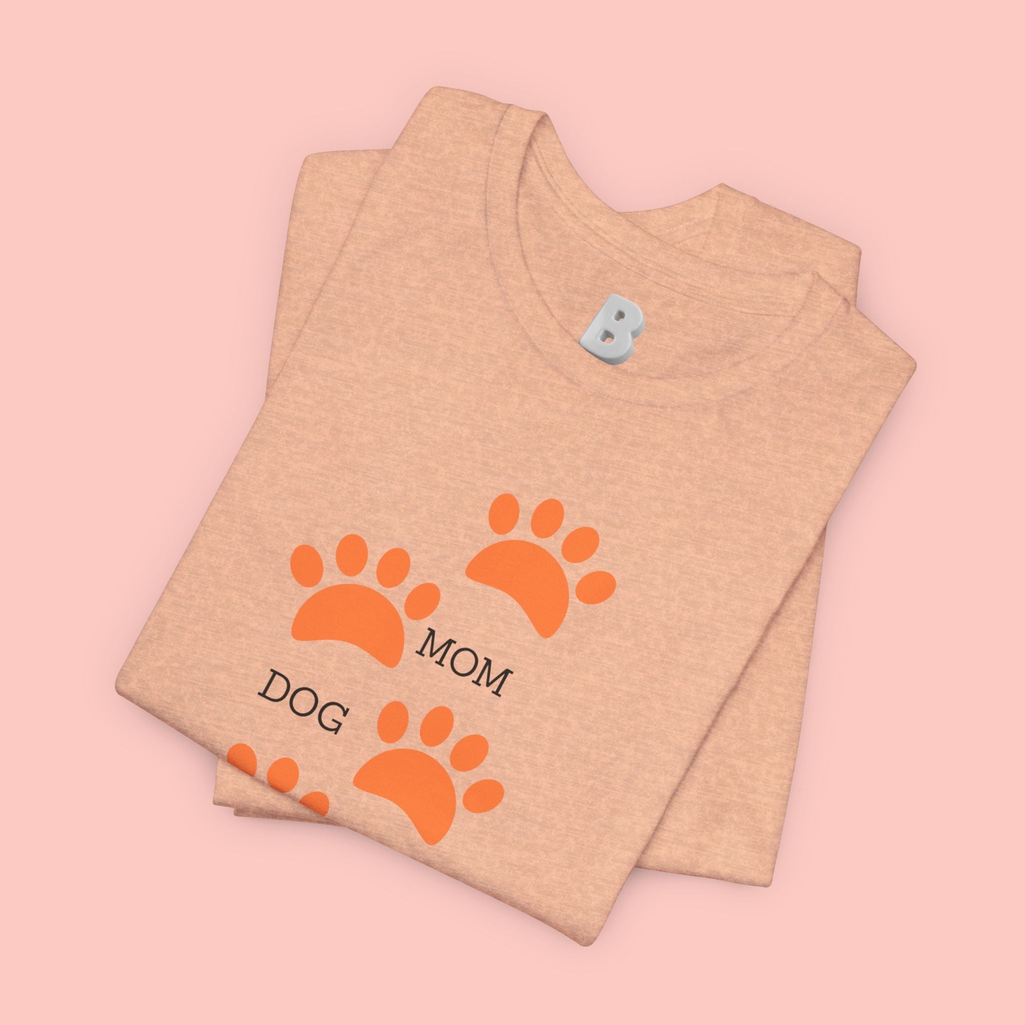 Dog Mom Paw Print T-Shirt — Cute Pet Lover Graphic Tee