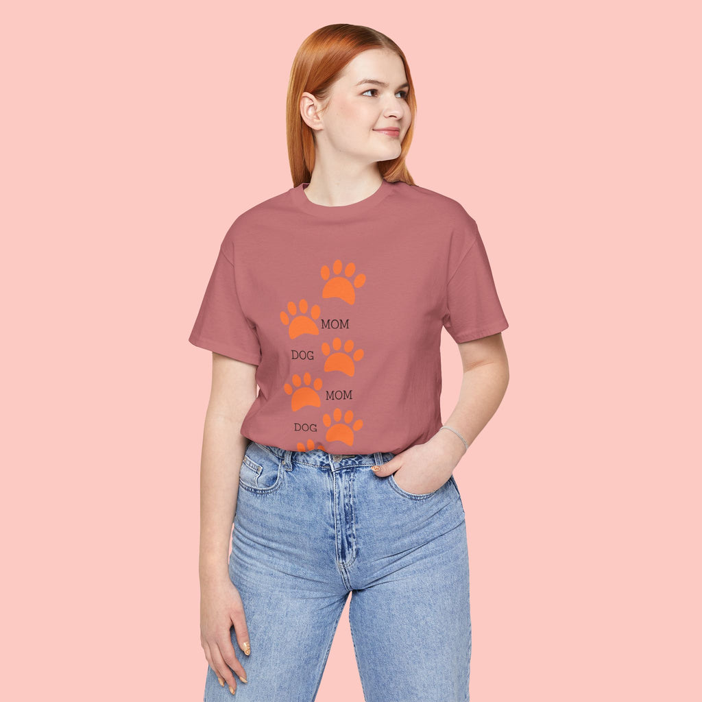 Dog Mom Paw Print T-Shirt — Cute Pet Lover Graphic Tee