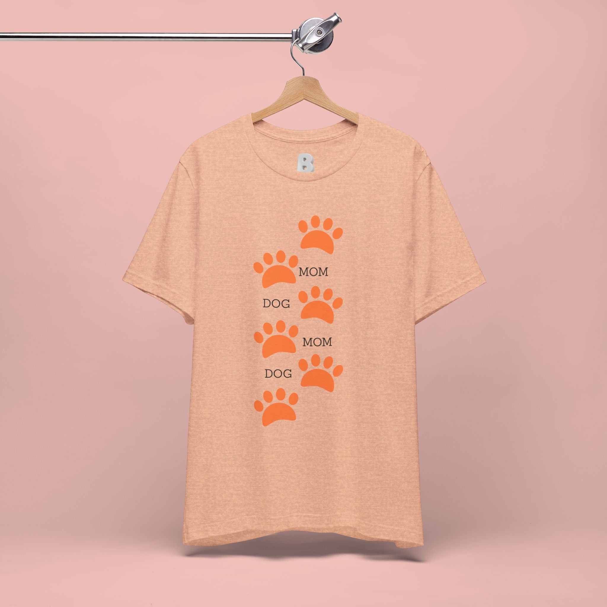 Dog Mom Paw Print T-Shirt — Cute Pet Lover Graphic Tee