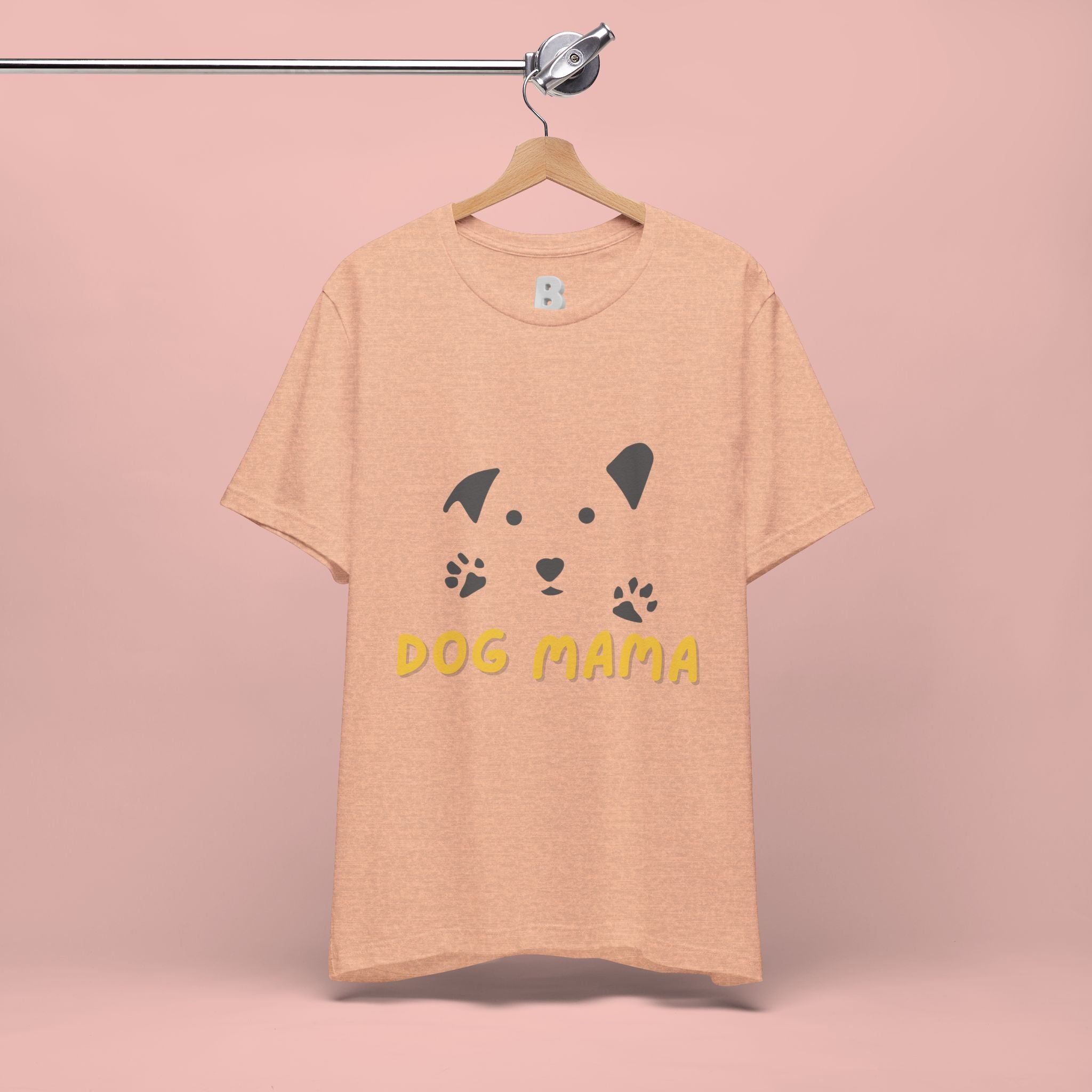 Dog Mama Graphic Tee — Cute Paw Print Dog Face T-Shirt for Dog Lovers