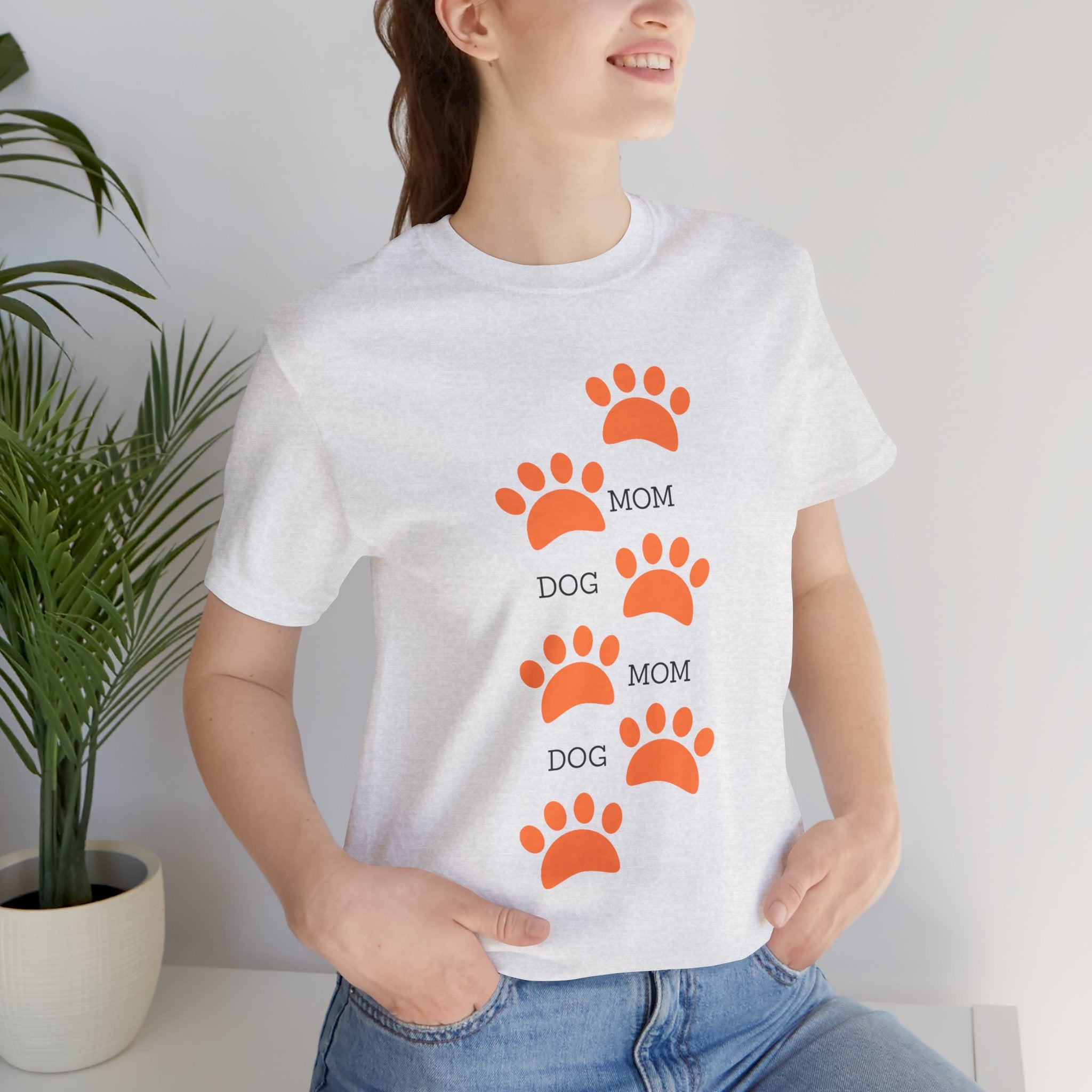 Dog Mom Paw Print T-Shirt — Cute Pet Lover Graphic Tee