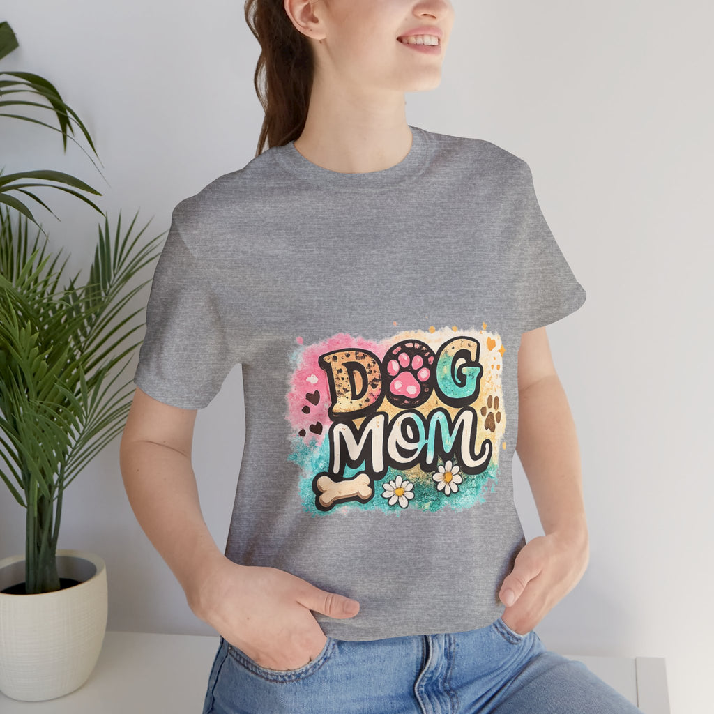 Dog Mom T-Shirt – Cute Paw Print Graphic Tee for Pet Lovers