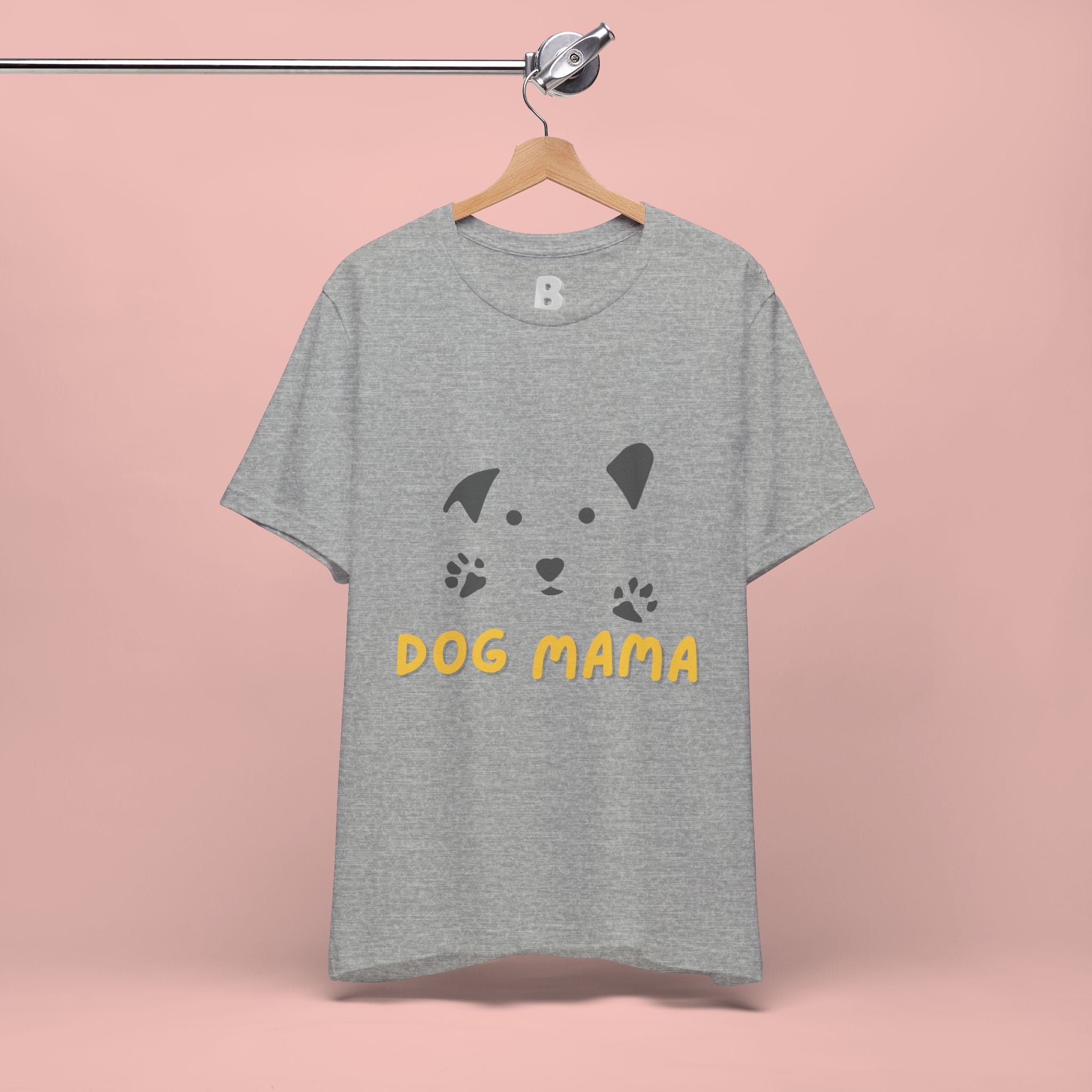 Dog Mama Graphic Tee — Cute Paw Print Dog Face T-Shirt for Dog Lovers
