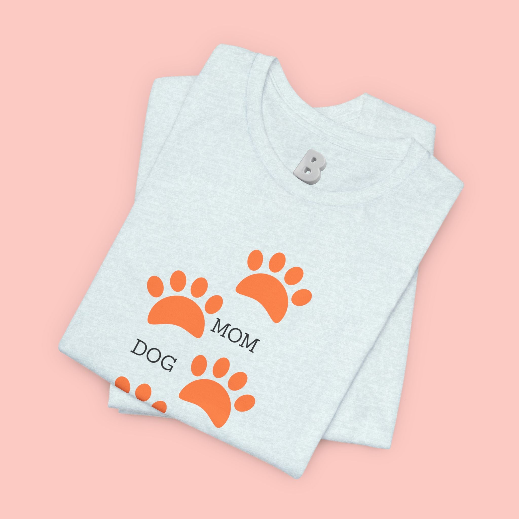 Dog Mom Paw Print T-Shirt — Cute Pet Lover Graphic Tee