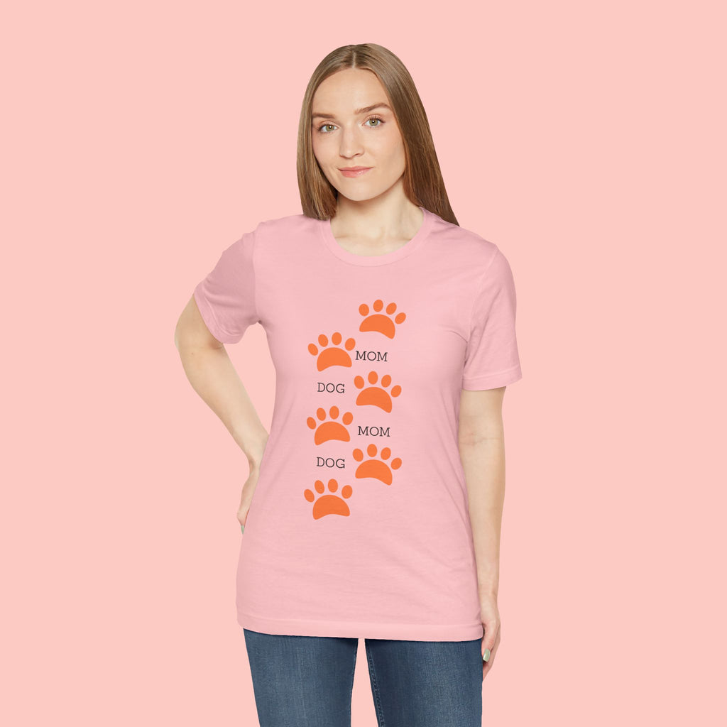 Dog Mom Paw Print T-Shirt — Cute Pet Lover Graphic Tee