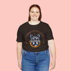 Dog Mom Tee — “Don't Mess With a Dog Mom” Graphic T‑Shirt