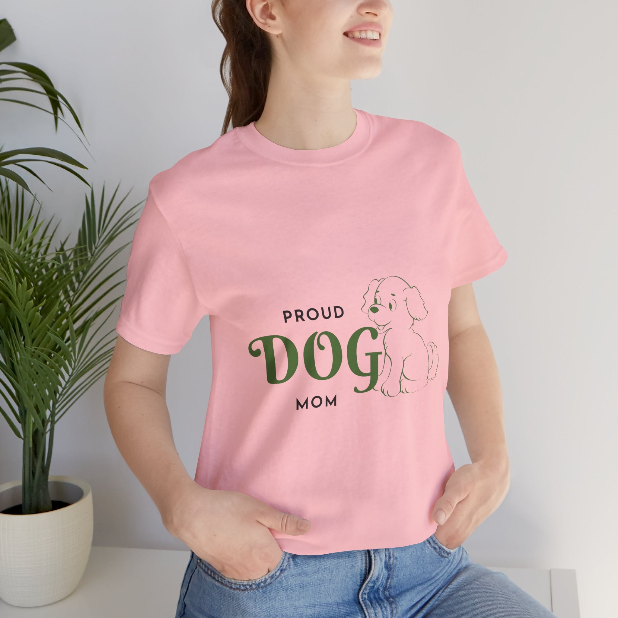 Proud Dog Mom T-Shirt – Cute Paw Print & Puppy Graphic Tee