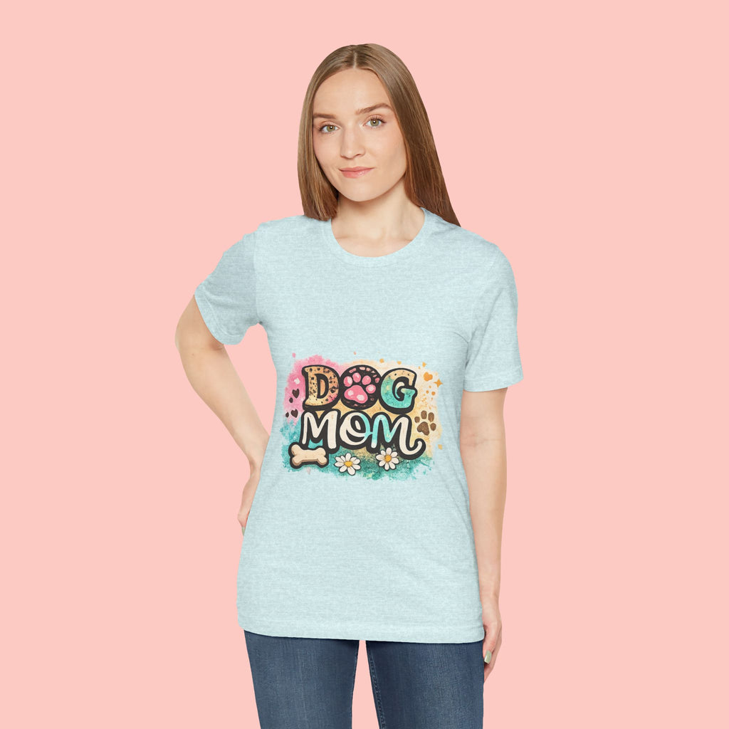 Dog Mom T-Shirt – Cute Paw Print Graphic Tee for Pet Lovers
