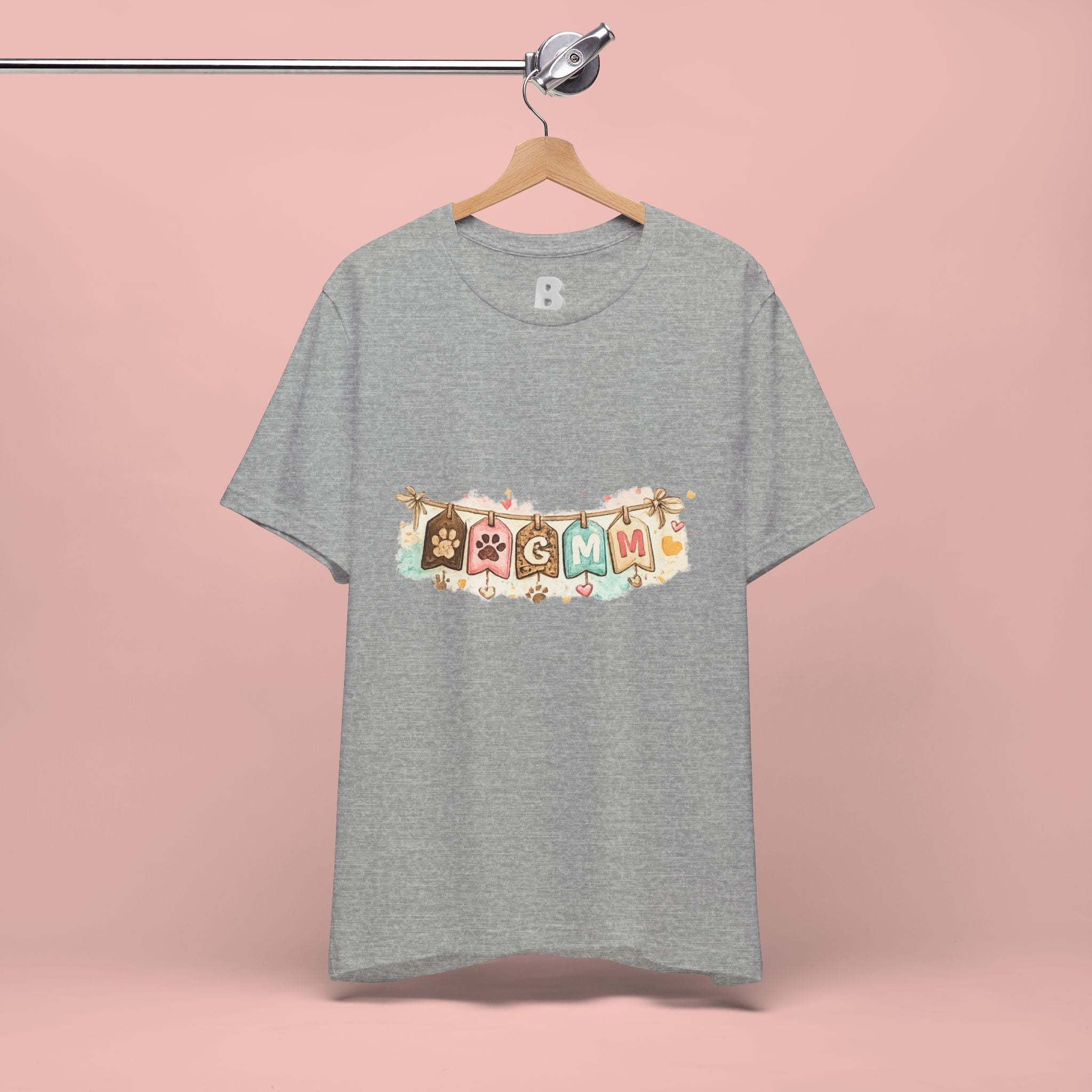 Pet Mom Banner Tee — Cute Paw Print "MOM" Graphic T-Shirt