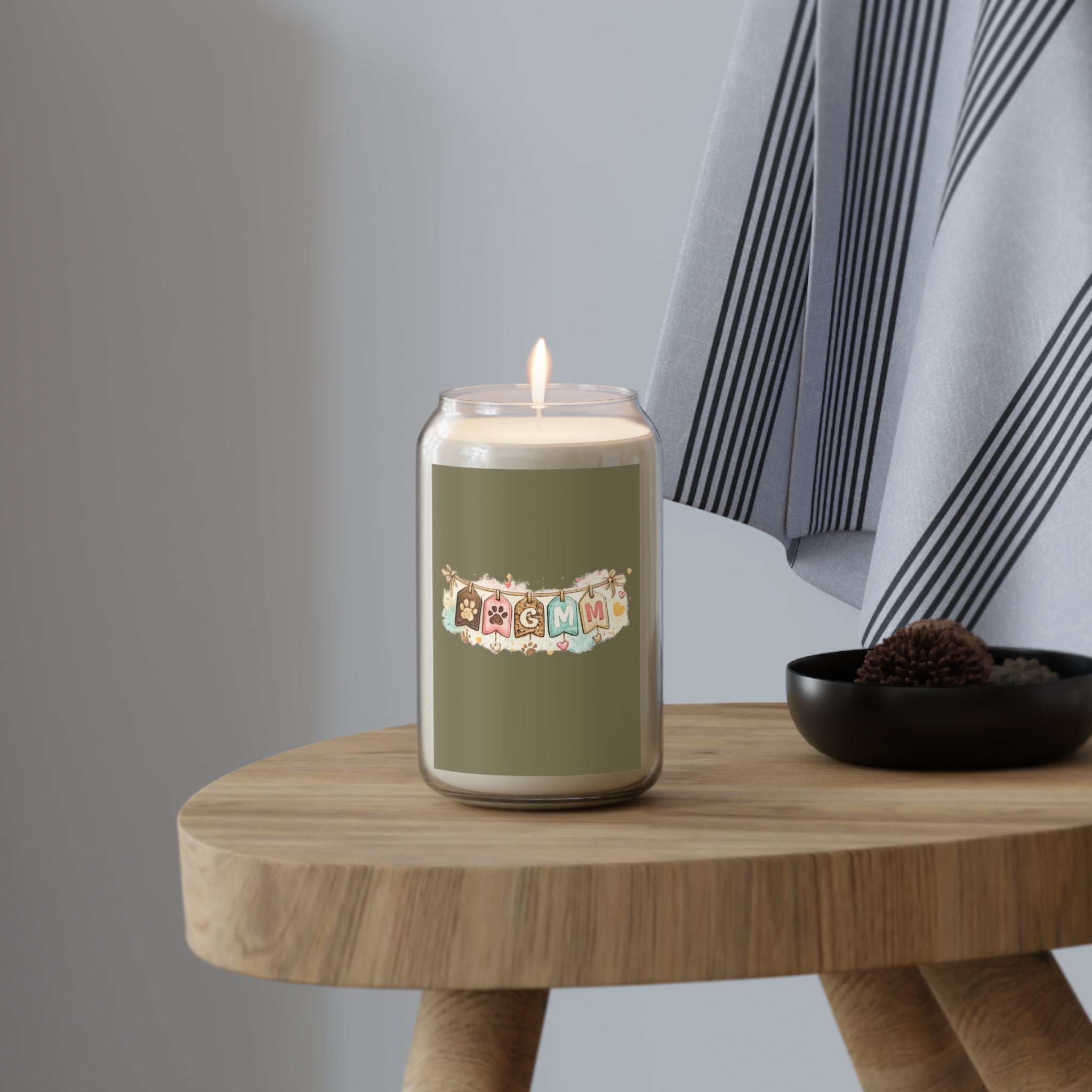 Grandma Pet Lover Soy Candle — 13.75oz Scented Candle (G M M Paw Design)