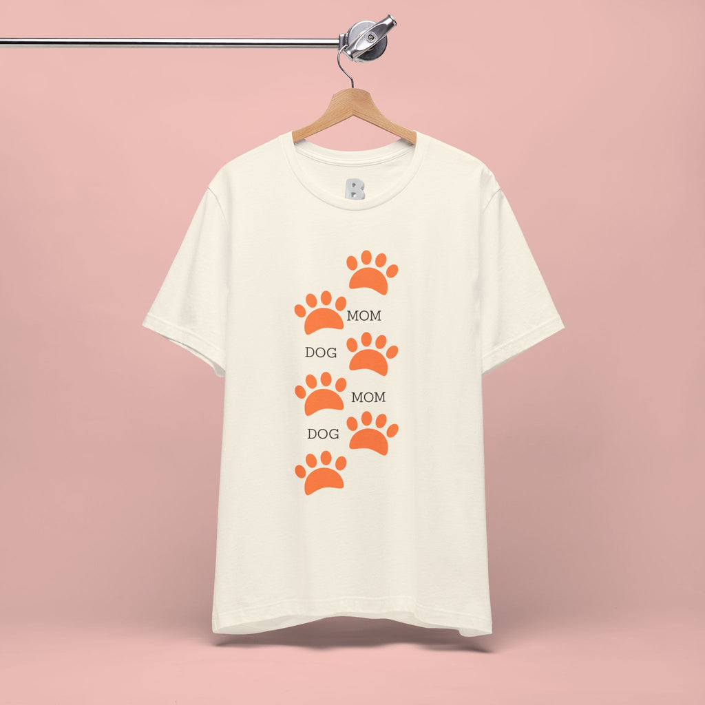 Dog Mom Paw Print T-Shirt — Cute Pet Lover Graphic Tee