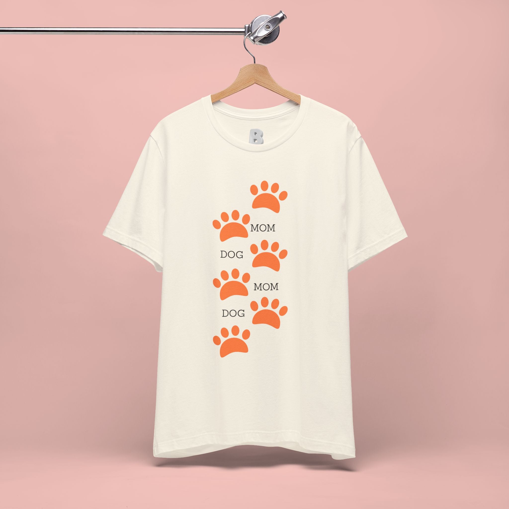 Dog Mom Paw Print T-Shirt — Cute Pet Lover Graphic Tee