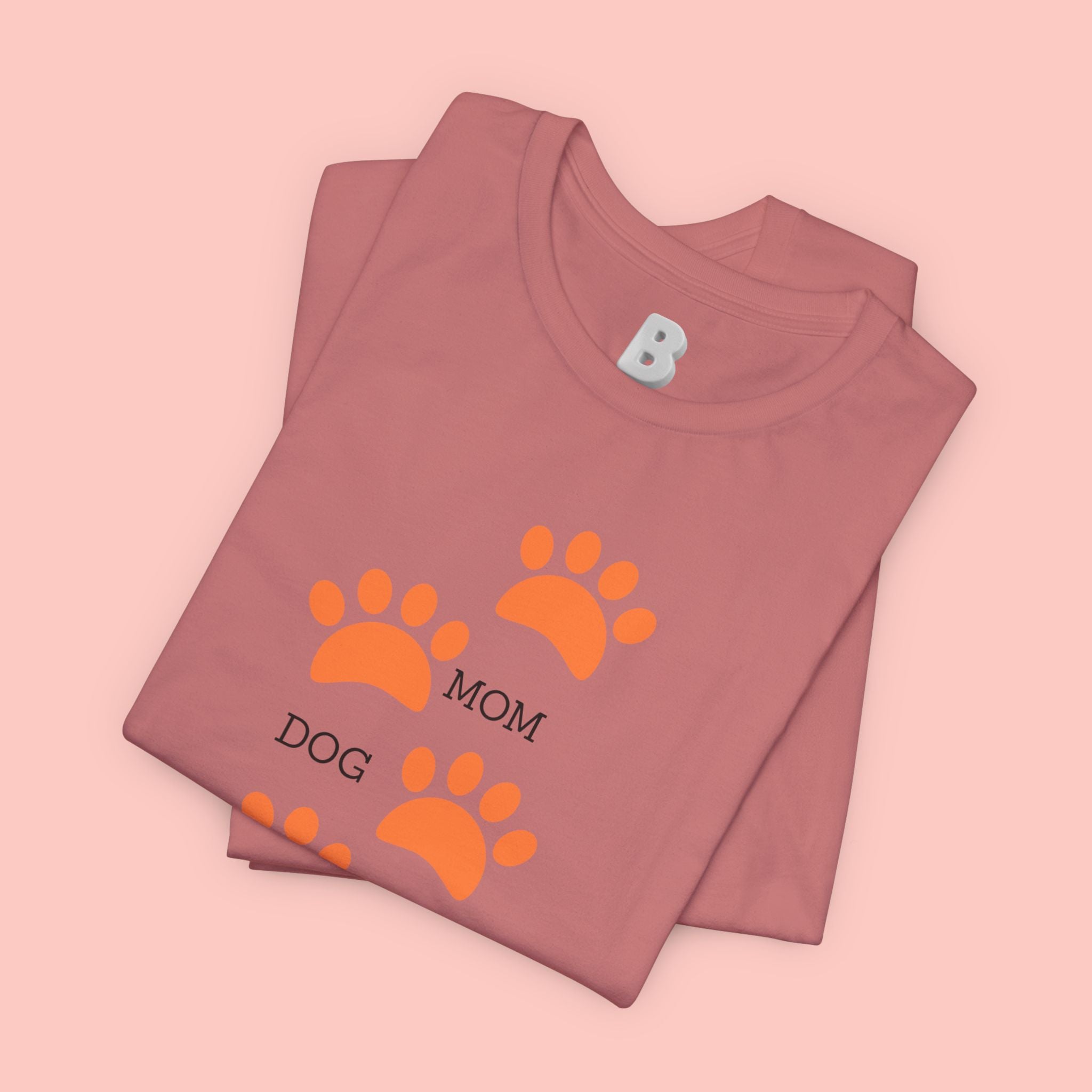 Dog Mom Paw Print T-Shirt — Cute Pet Lover Graphic Tee