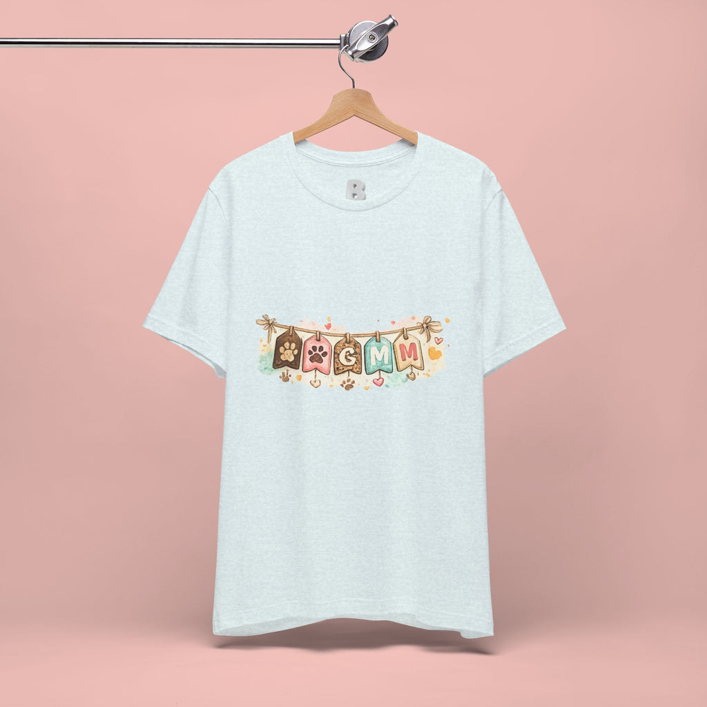 Pet Mom Banner Tee — Cute Paw Print "MOM" Graphic T-Shirt