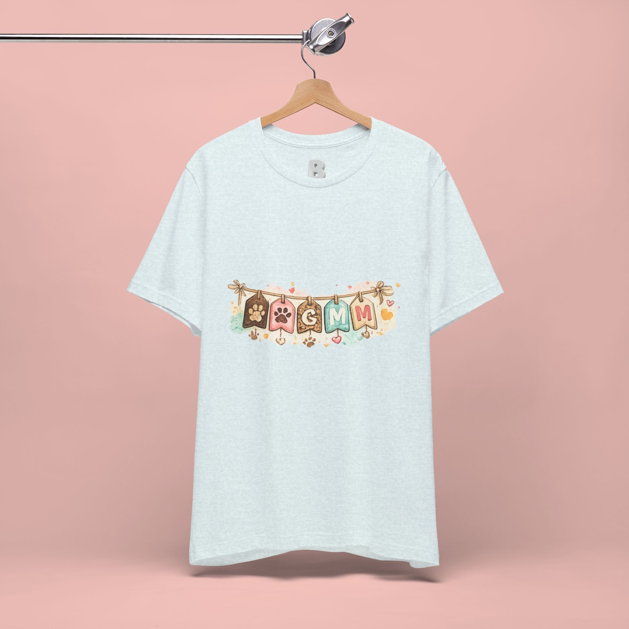 Pet Mom Banner Tee — Cute Paw Print "MOM" Graphic T-Shirt