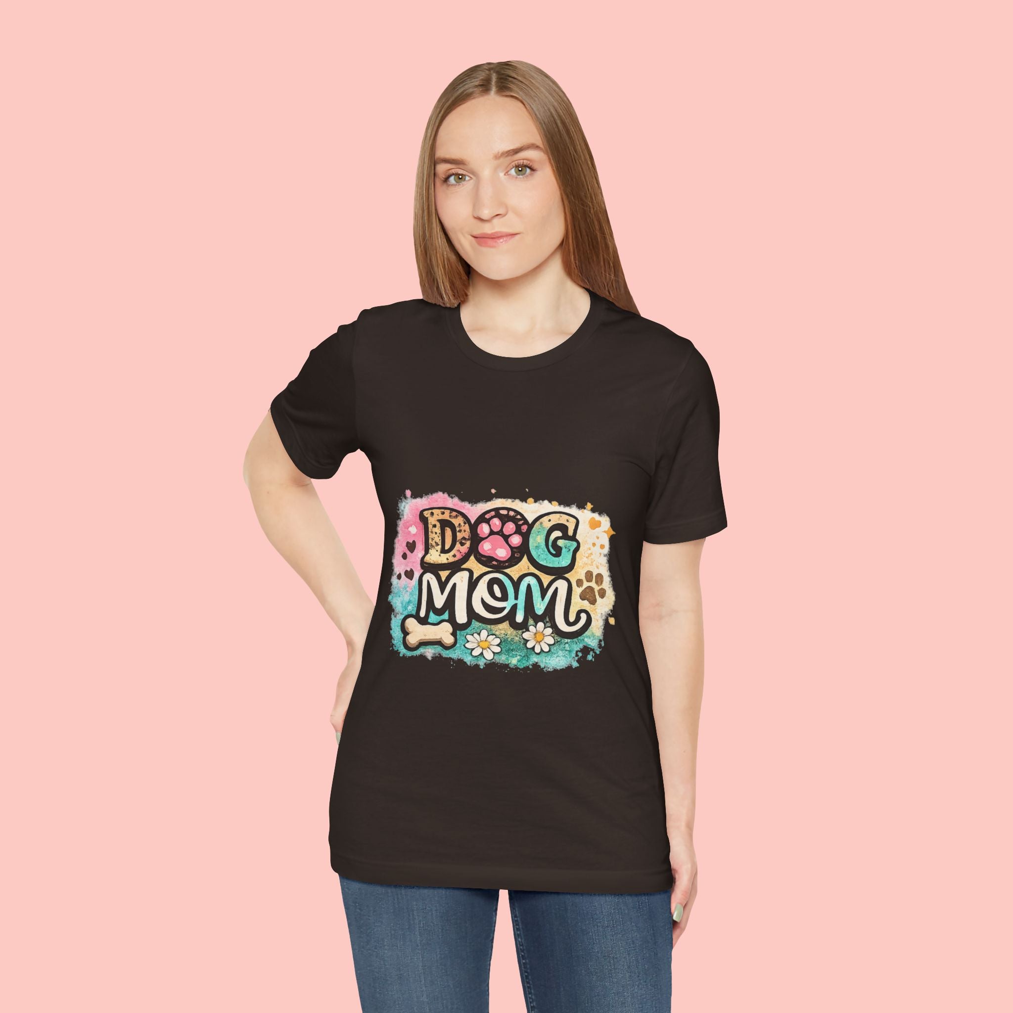 Dog Mom T-Shirt – Cute Paw Print Graphic Tee for Pet Lovers