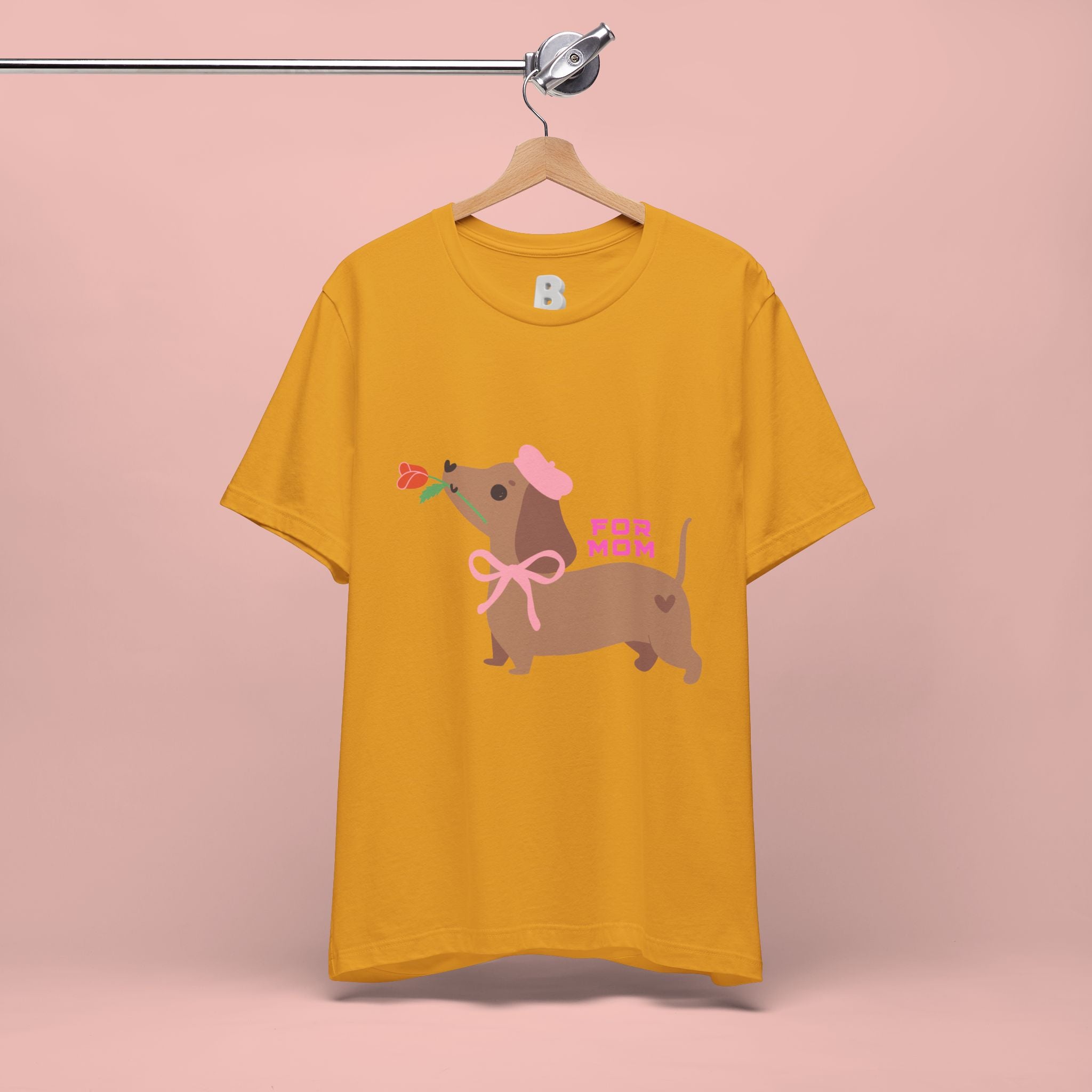 Mommy’s Dachshund Tee – Cute Dog with Rose “For Mom” Shirt