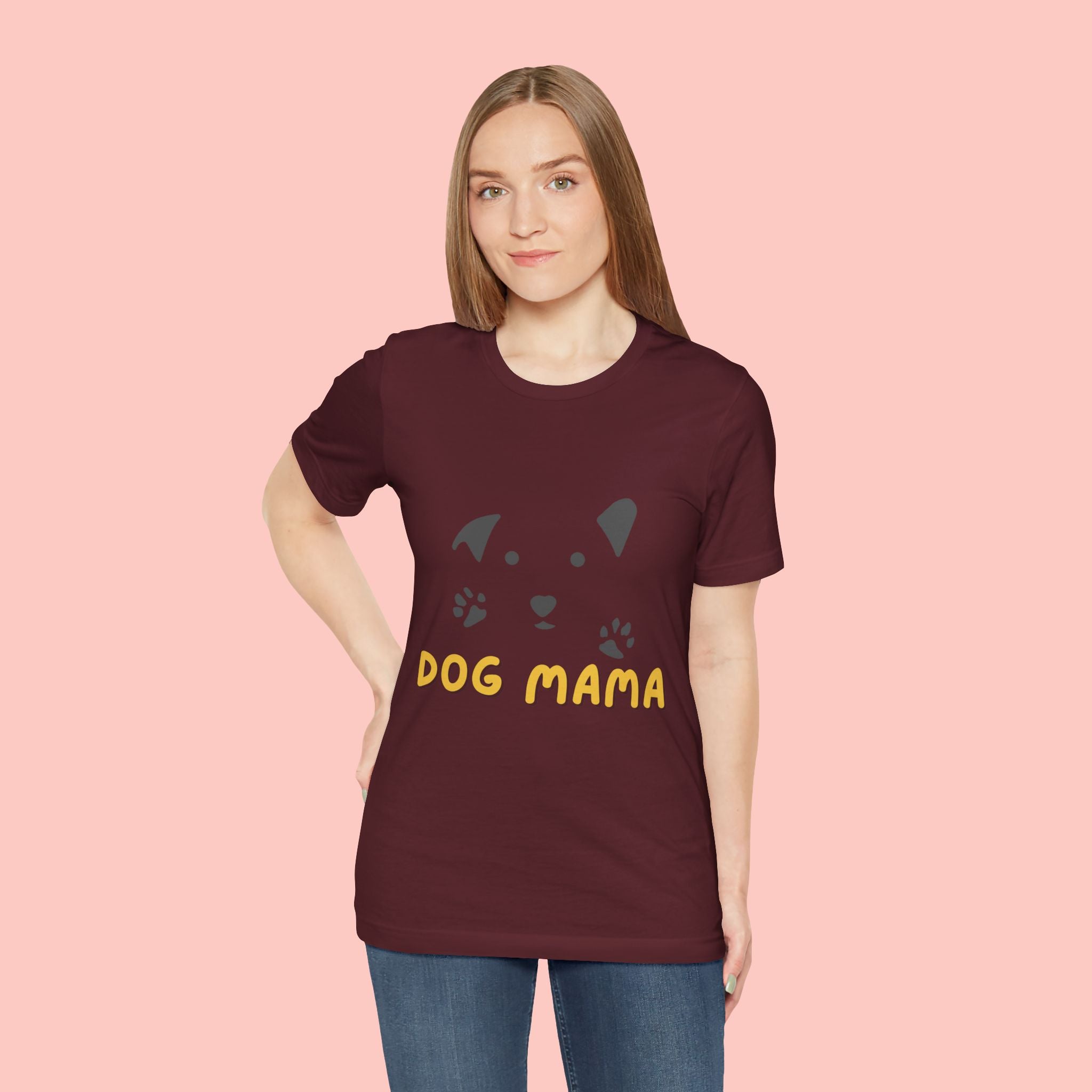 Dog Mama Graphic Tee — Cute Paw Print Dog Face T-Shirt for Dog Lovers