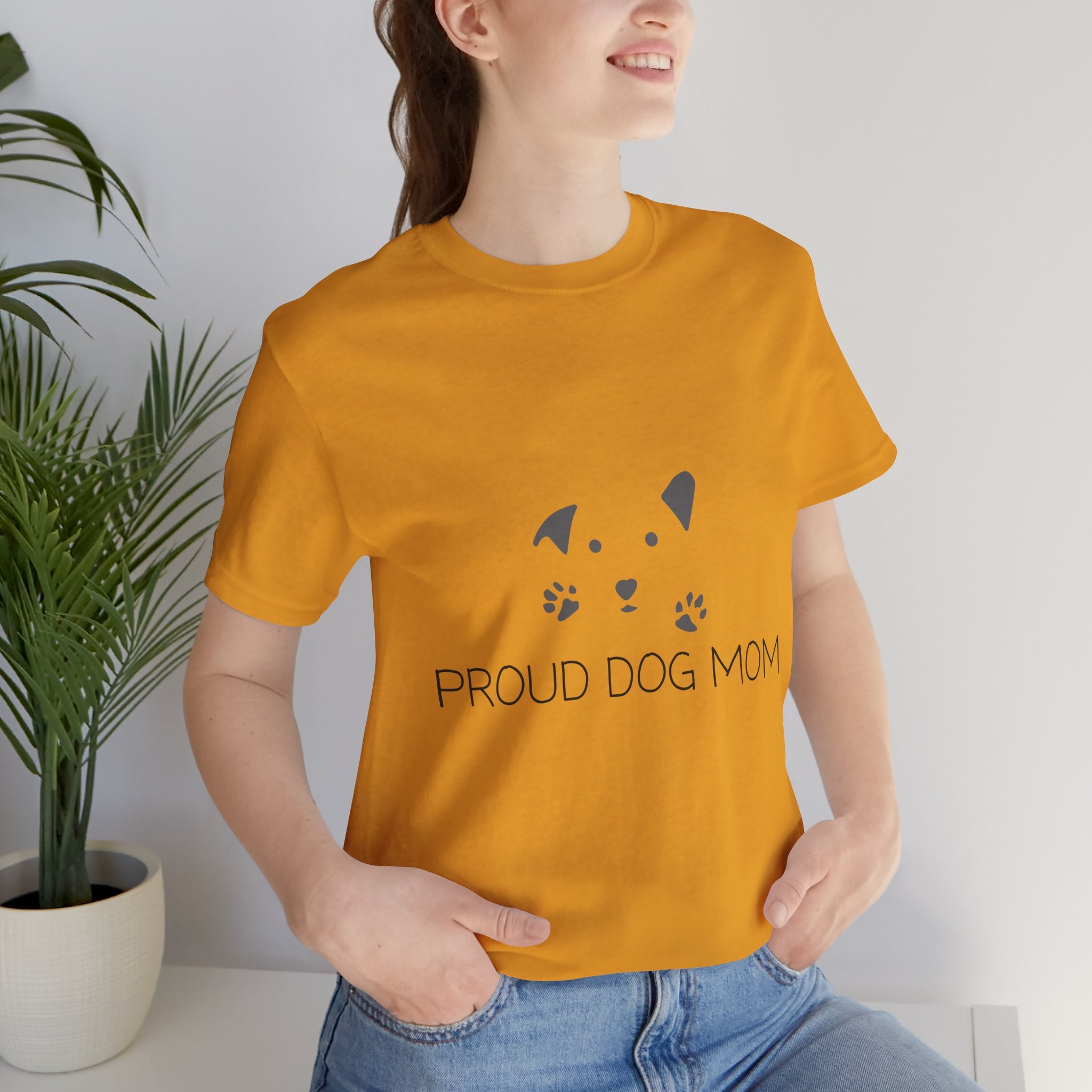 Proud Dog Mom T-Shirt — Cute Paw Print Dog Mom Tee