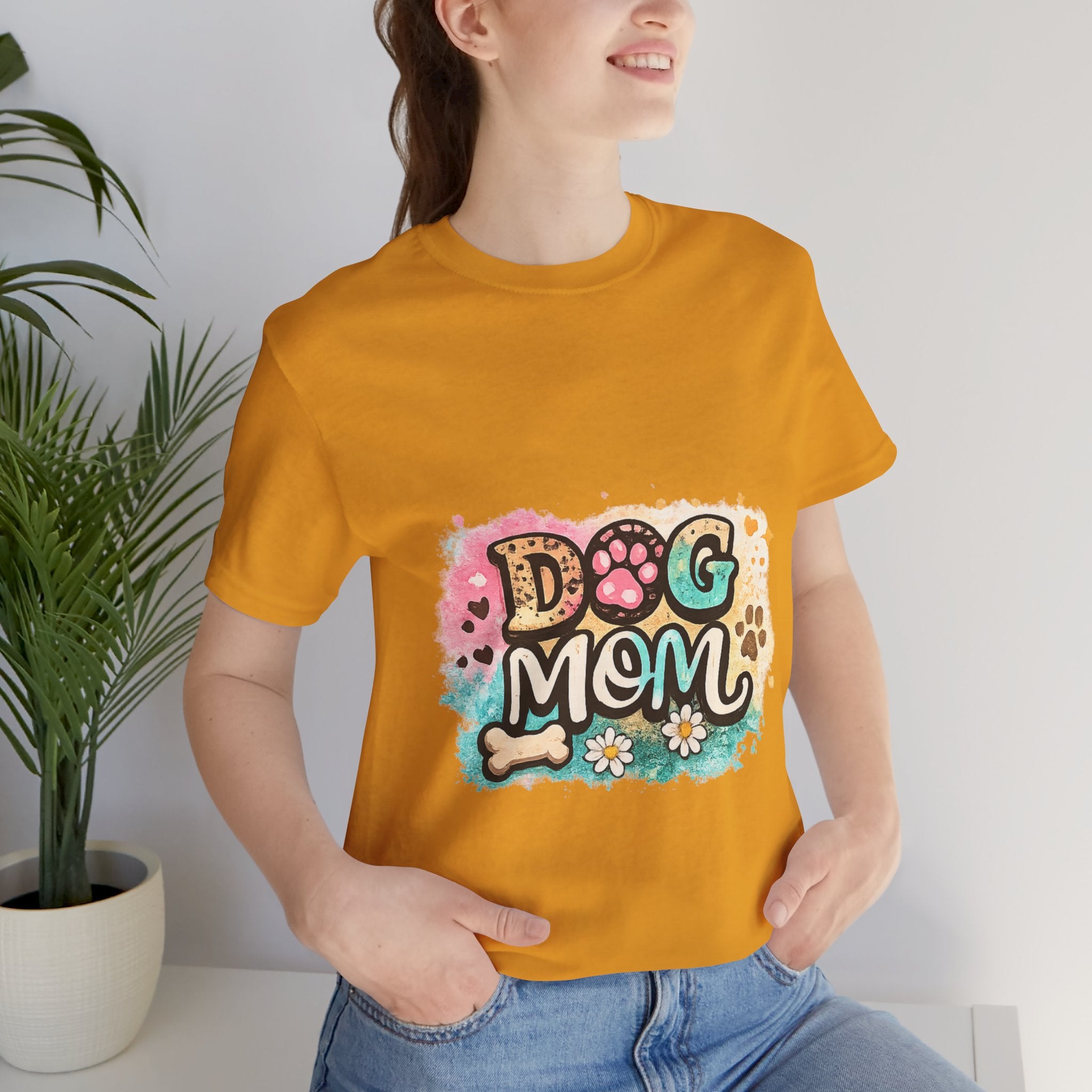 Dog Mom T-Shirt – Cute Paw Print Graphic Tee for Pet Lovers