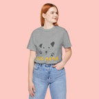 Dog Mama Graphic Tee — Cute Paw Print Dog Face T-Shirt for Dog Lovers