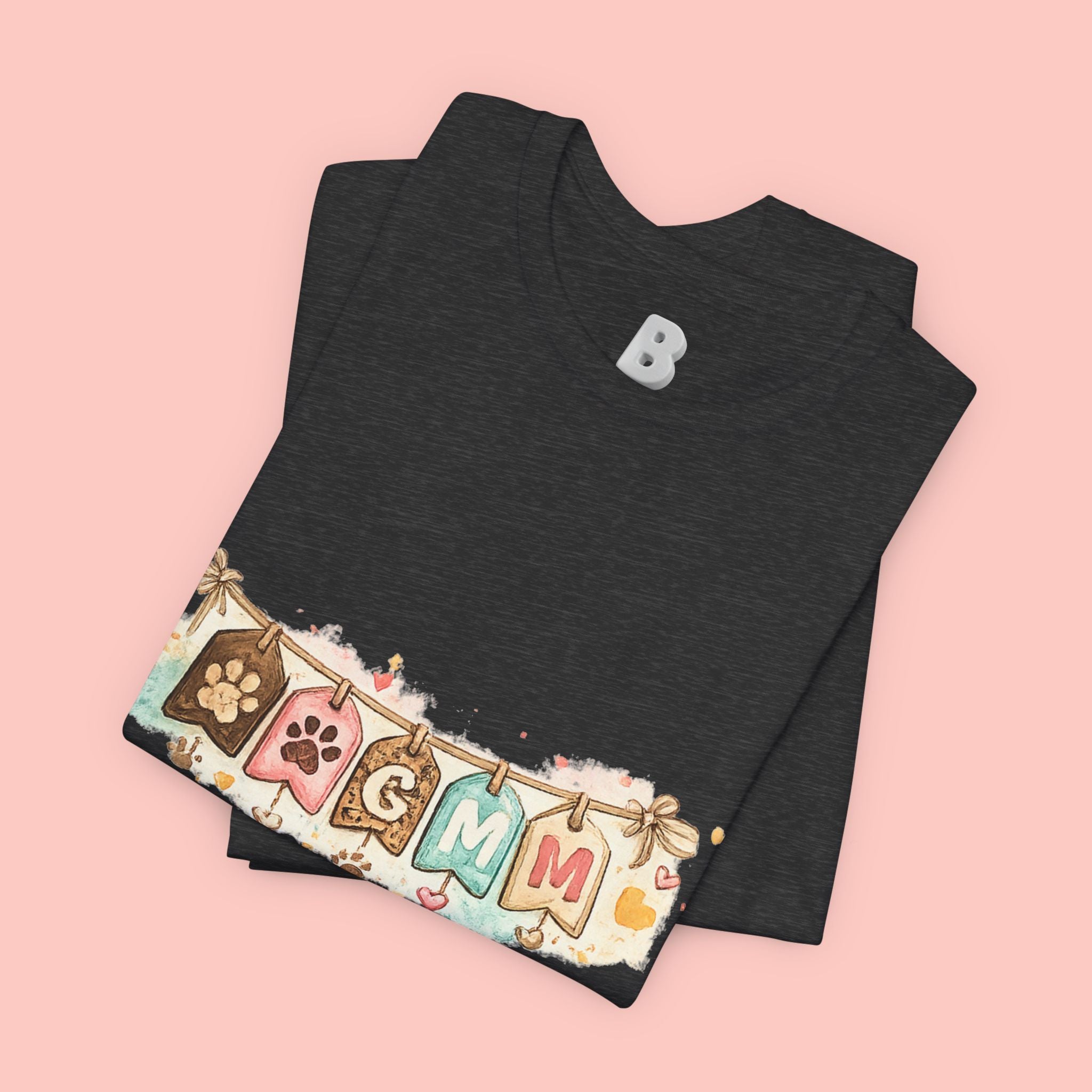 Pet Mom Banner Tee — Cute Paw Print "MOM" Graphic T-Shirt