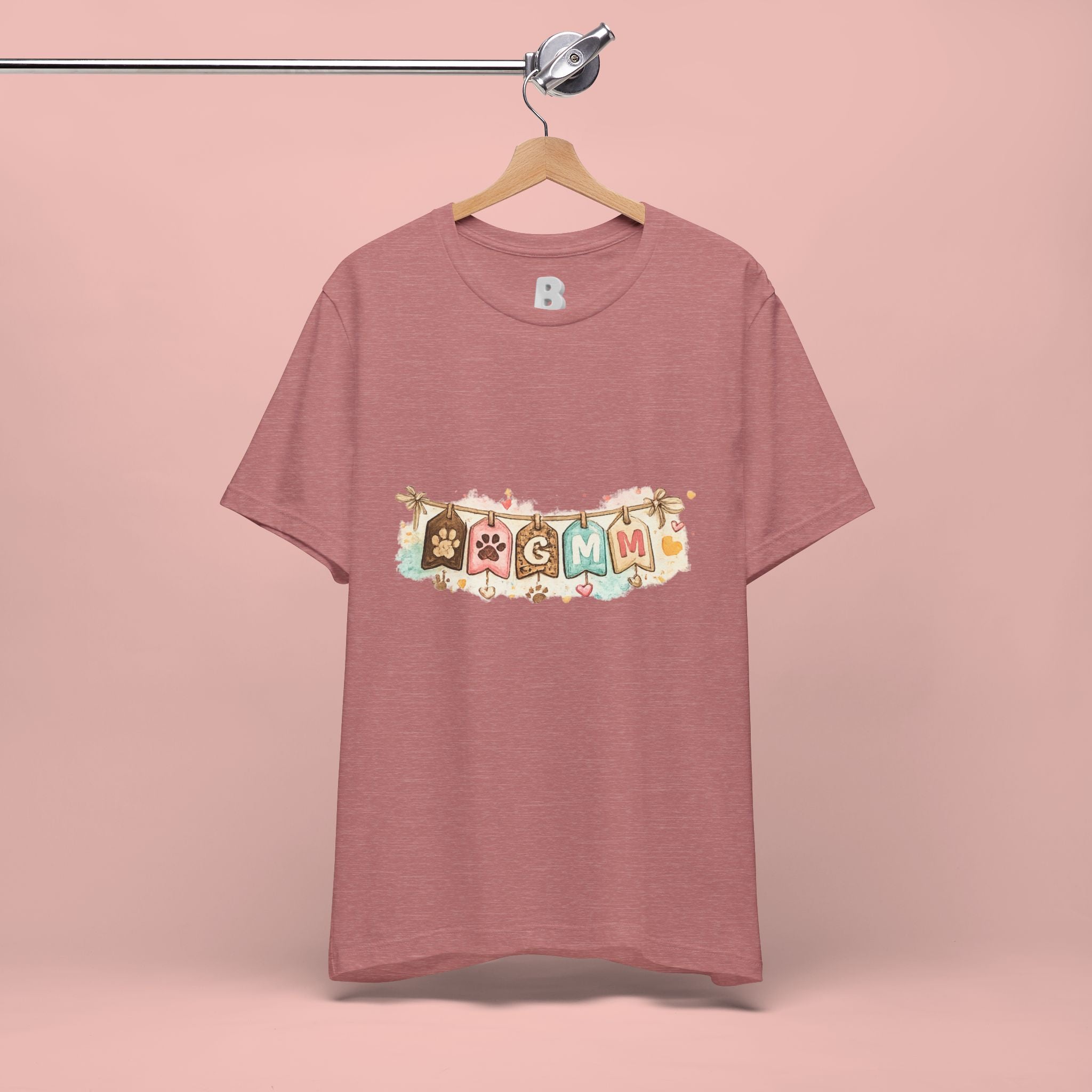 Pet Mom Banner Tee — Cute Paw Print "MOM" Graphic T-Shirt