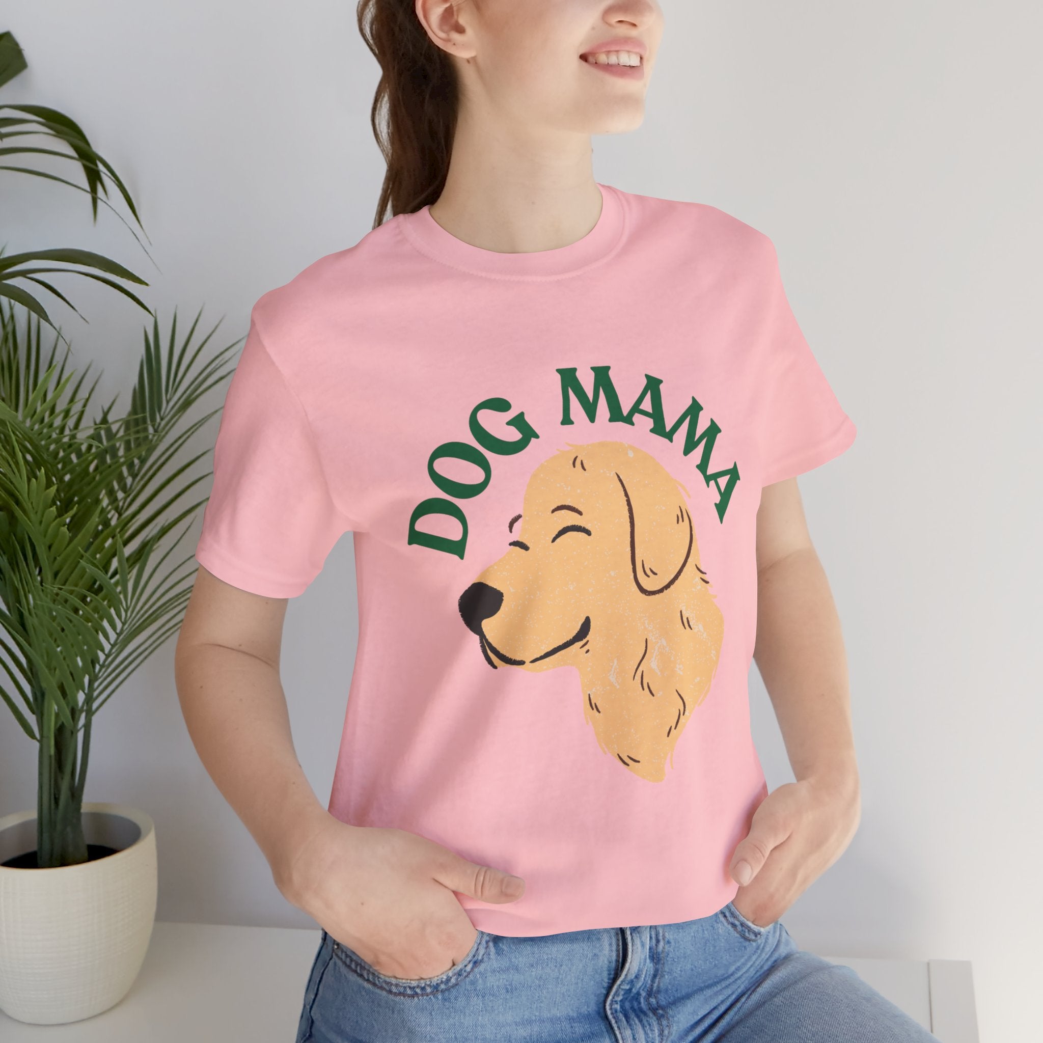 Dog Mama T-Shirt – Golden Retriever Graphic Tee