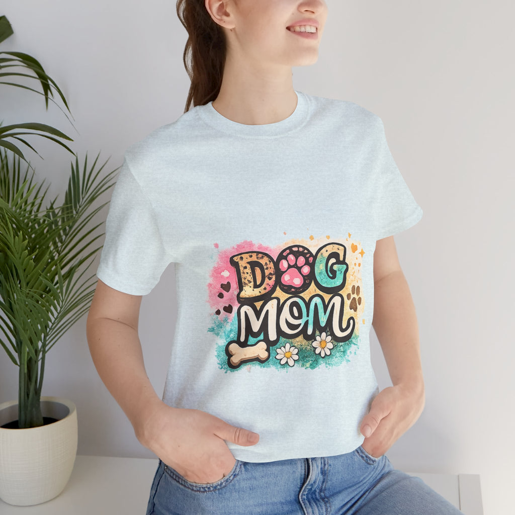 Dog Mom T-Shirt – Cute Paw Print Graphic Tee for Pet Lovers