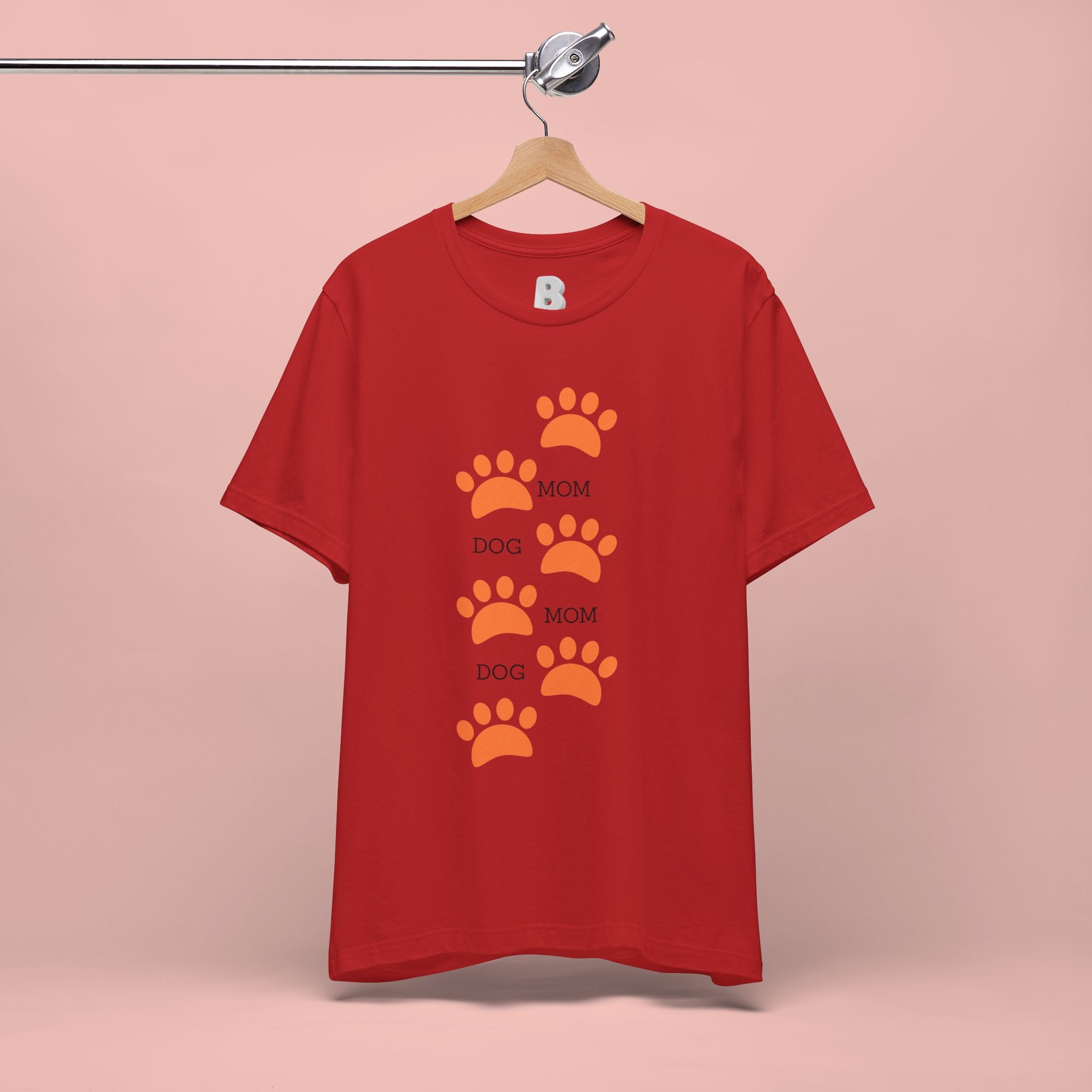 Dog Mom Paw Print T-Shirt — Cute Pet Lover Graphic Tee