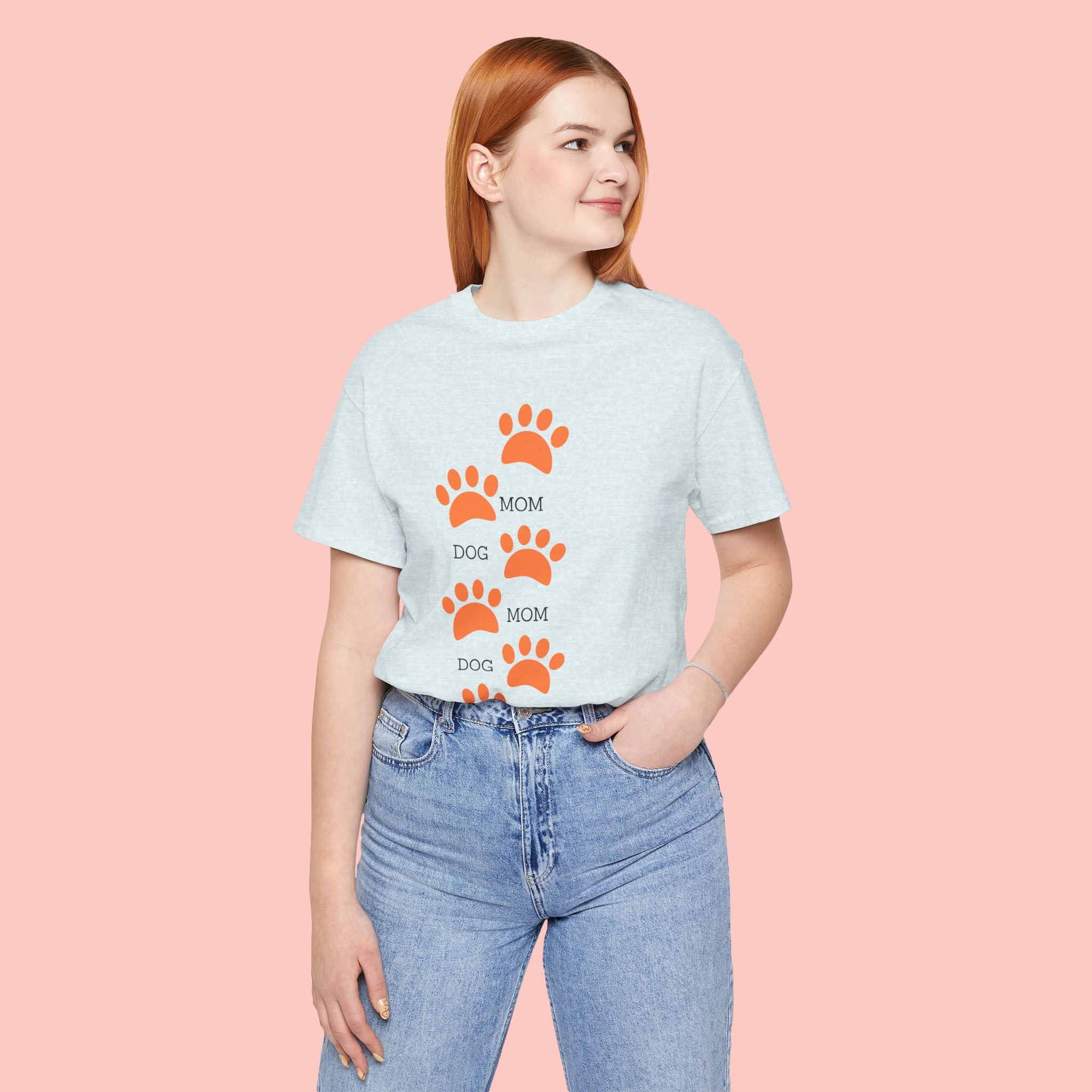Dog Mom Paw Print T-Shirt — Cute Pet Lover Graphic Tee