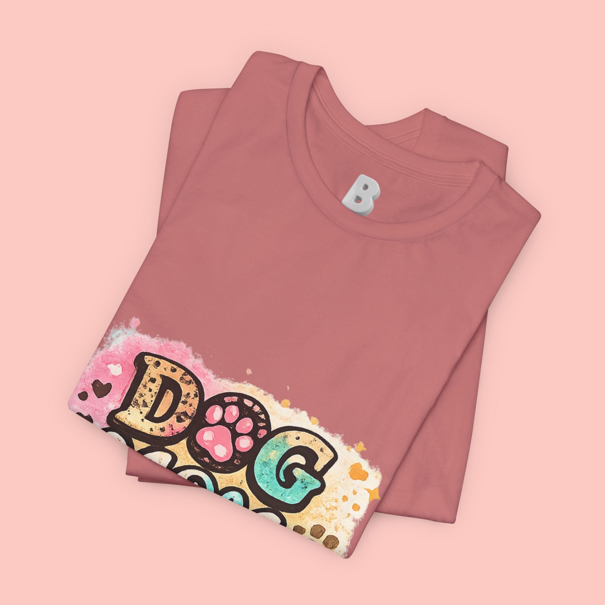 Dog Mom T-Shirt – Cute Paw Print Graphic Tee for Pet Lovers