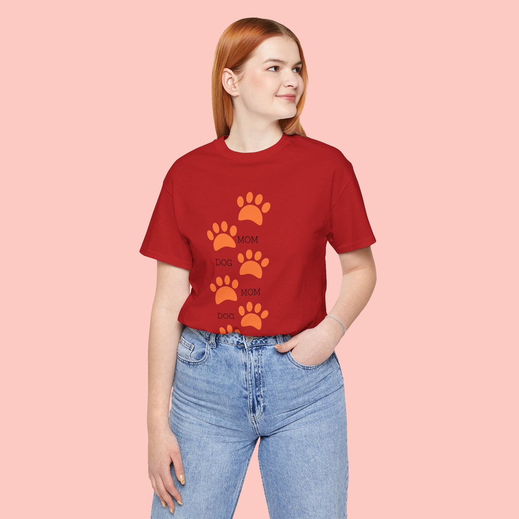 Dog Mom Paw Print T-Shirt — Cute Pet Lover Graphic Tee