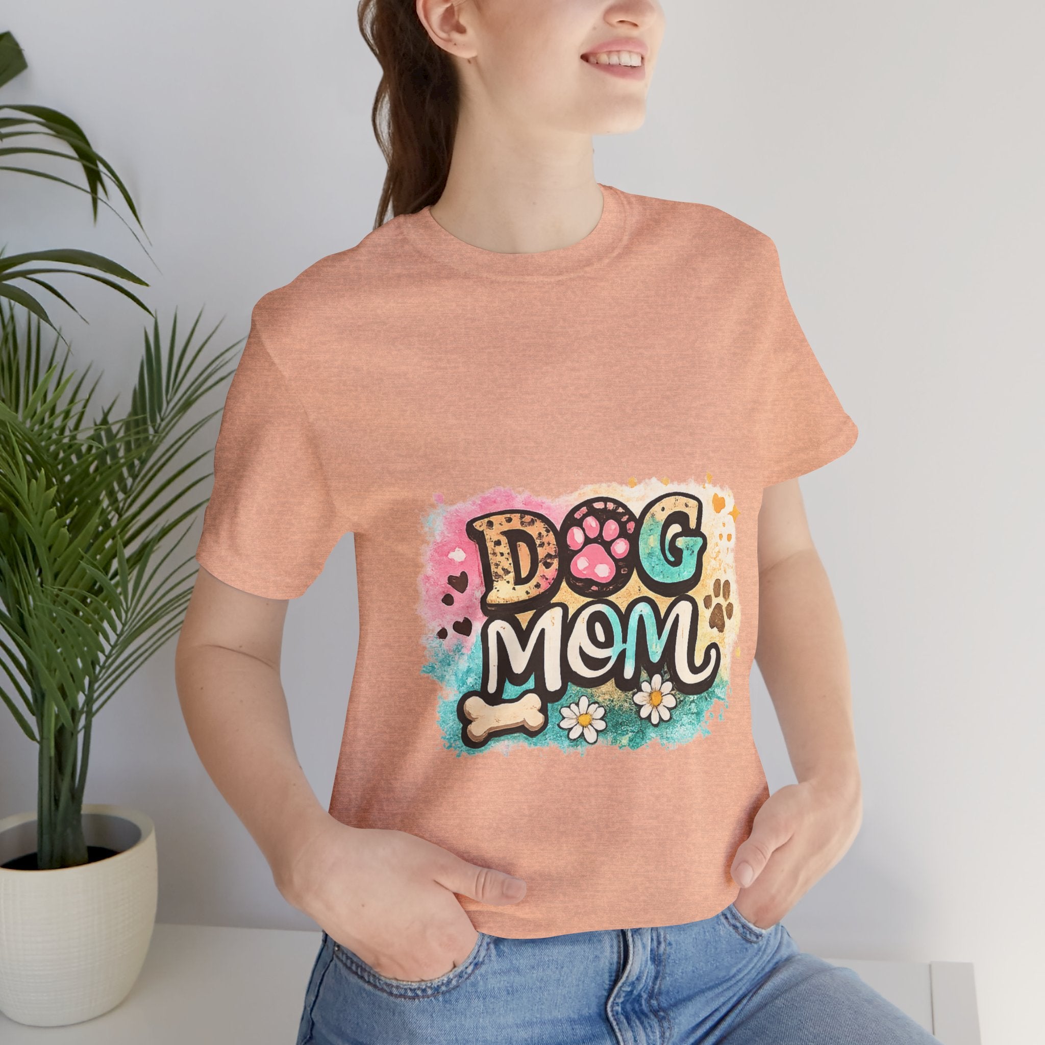 Dog Mom T-Shirt – Cute Paw Print Graphic Tee for Pet Lovers